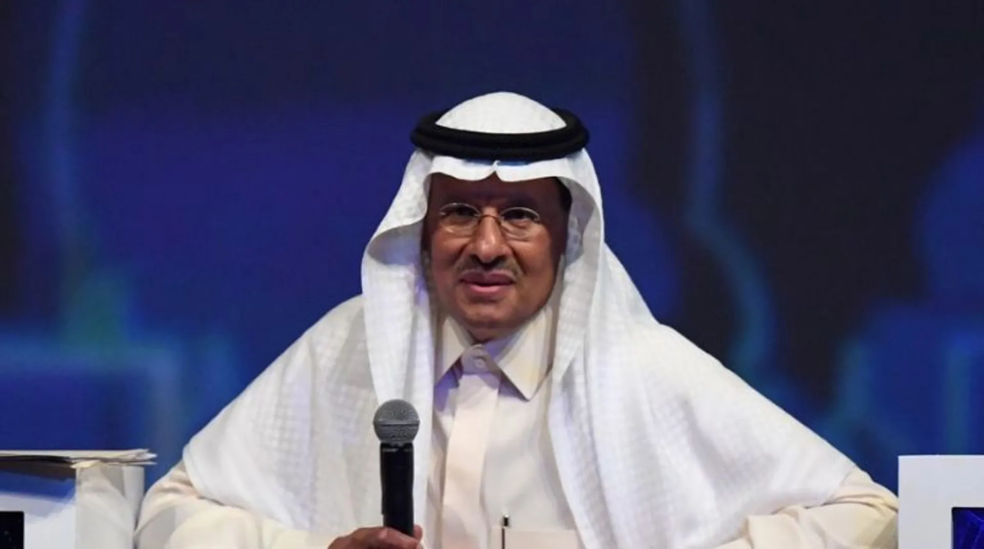 New Saudi Arabia oil minister Prince Abdulaziz bin Salman endorses production cuts