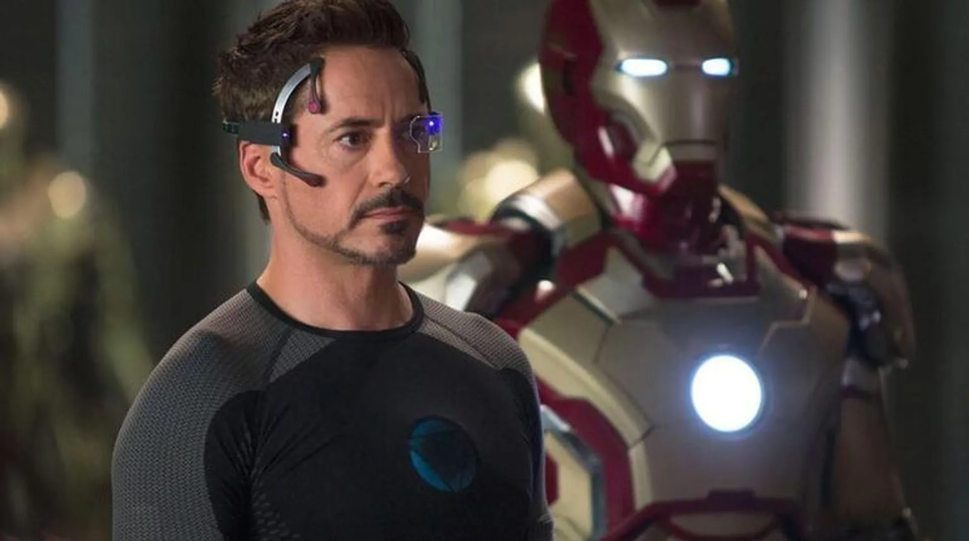 Hong Kong police to get âIron Manâ hi-tech glasses as part of tech upgrade initiative