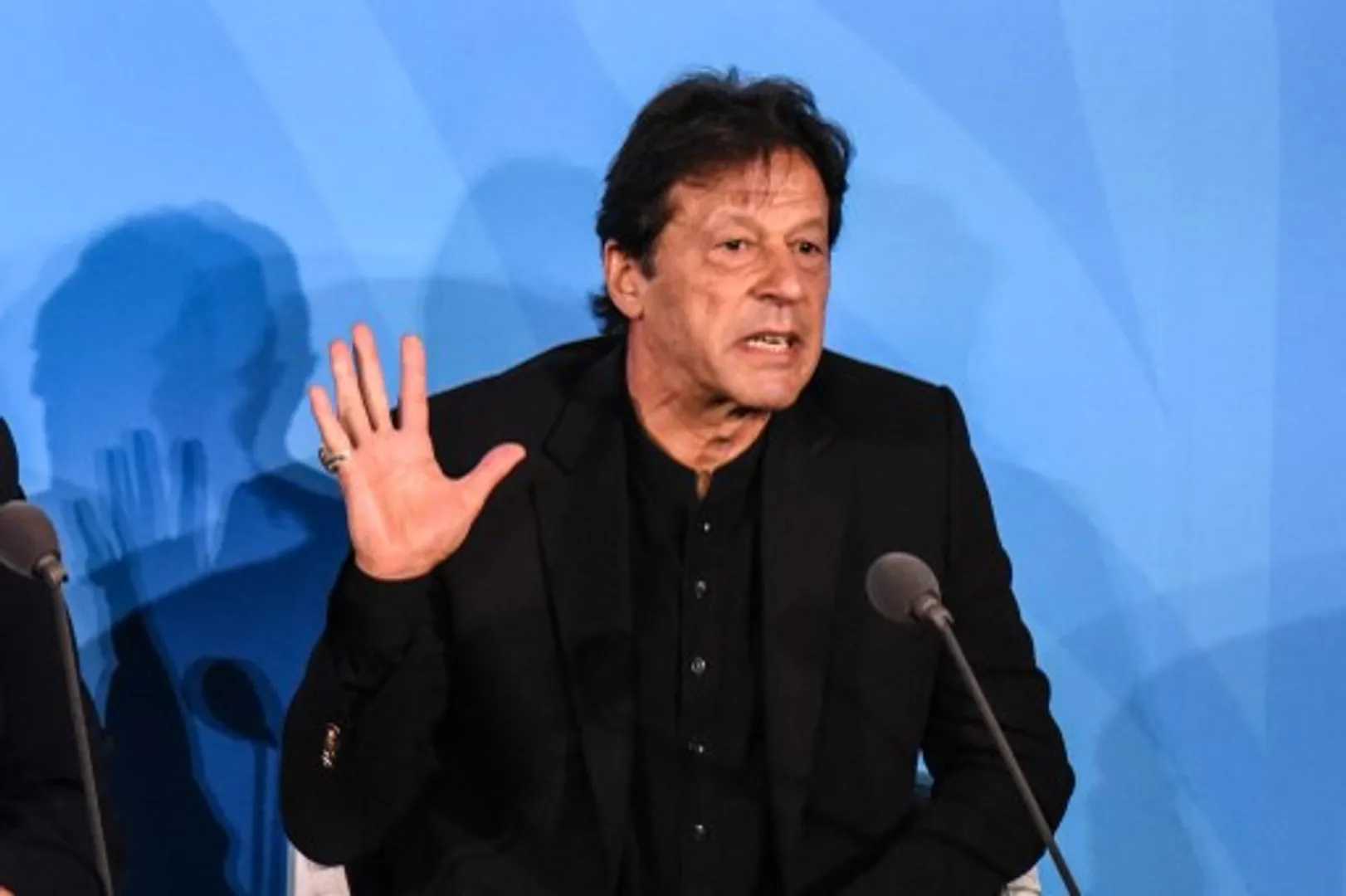 COVID-19: Pakistan to lift shutdown in phases from Saturday
