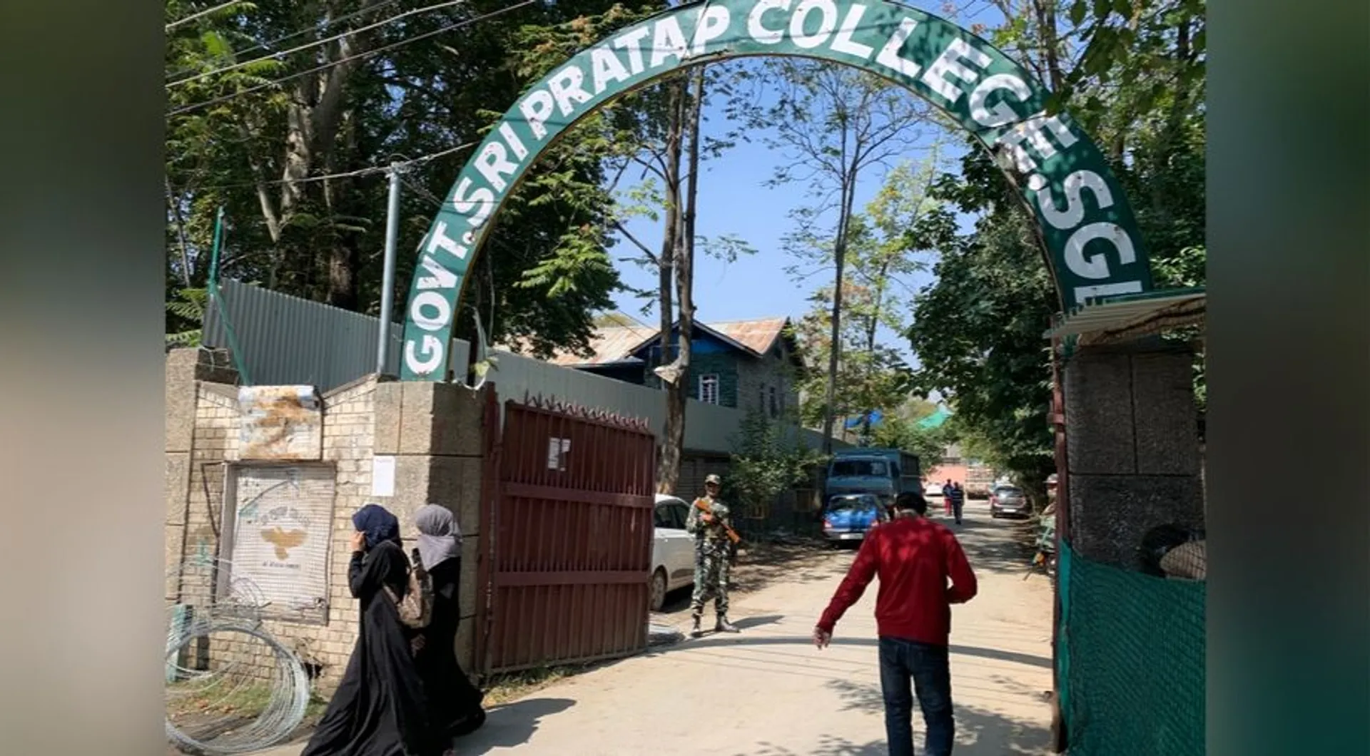 Schools, colleges reopen in Kashmir; witness low attendance