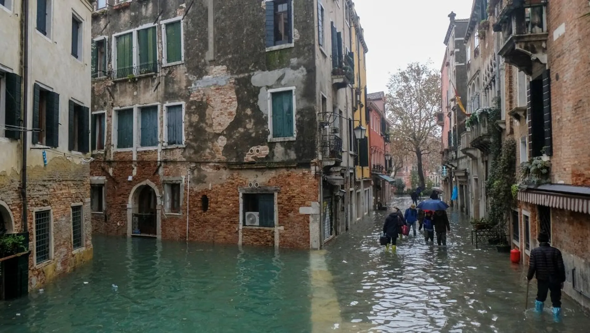 Italy to declare state of emergency in Venice after flood