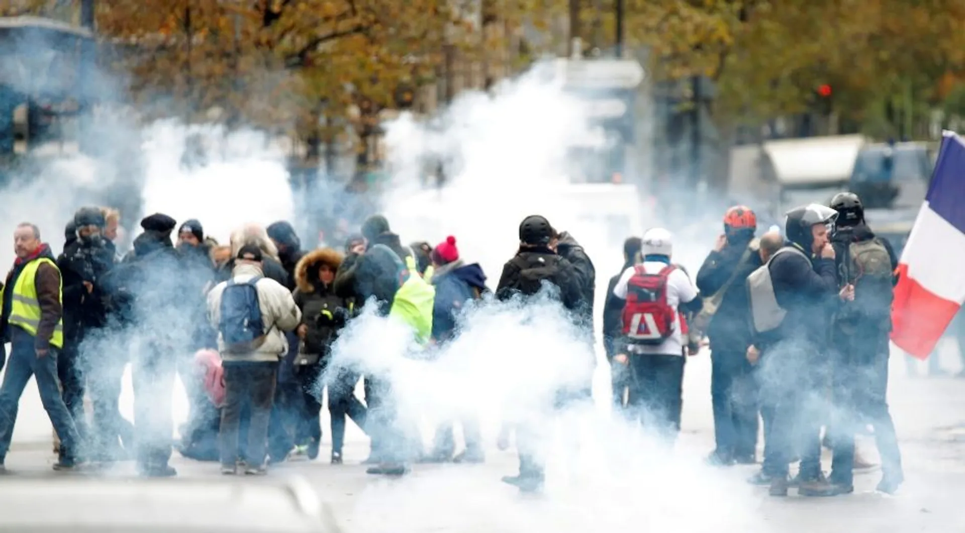 Paris police use tear gas, water cannon on 'yellow vest' protests anniversary