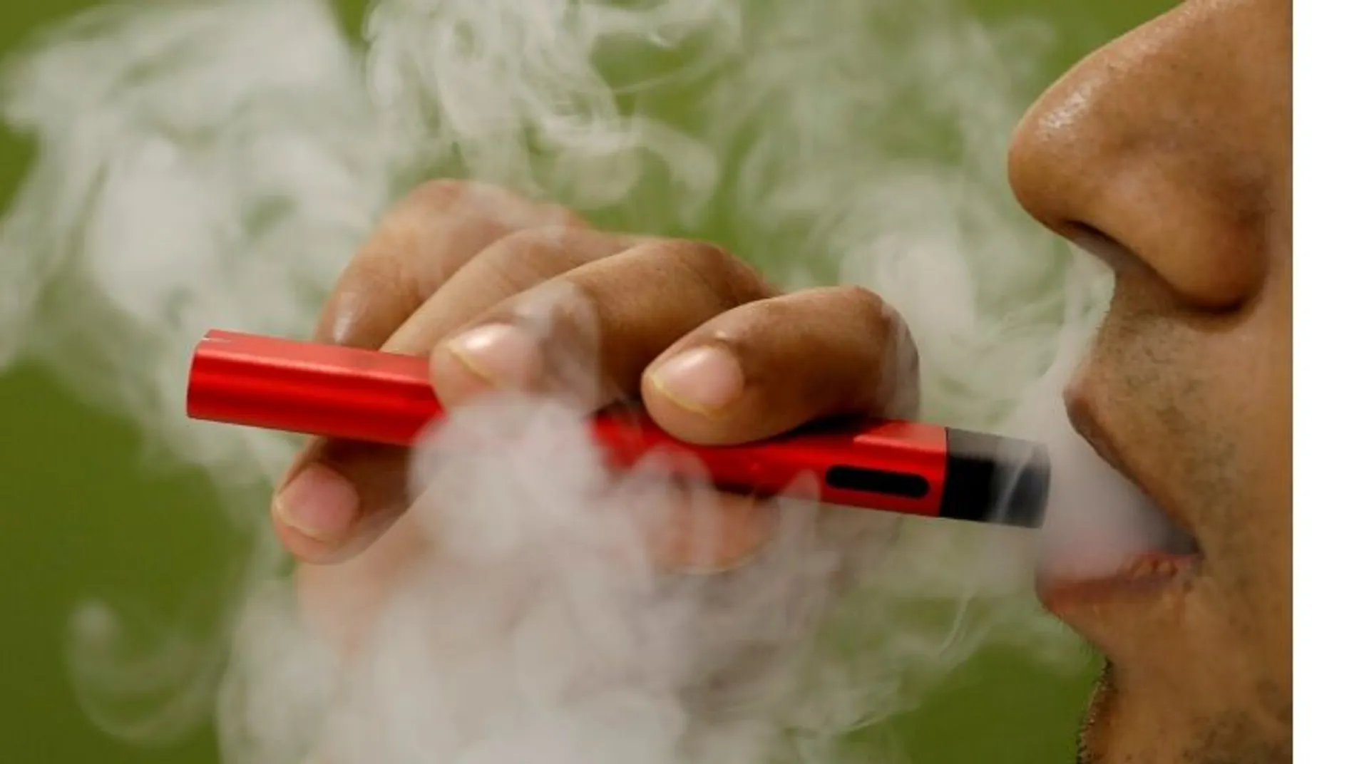 Bangladesh plans to ban e-cigarettes amid growing health concerns