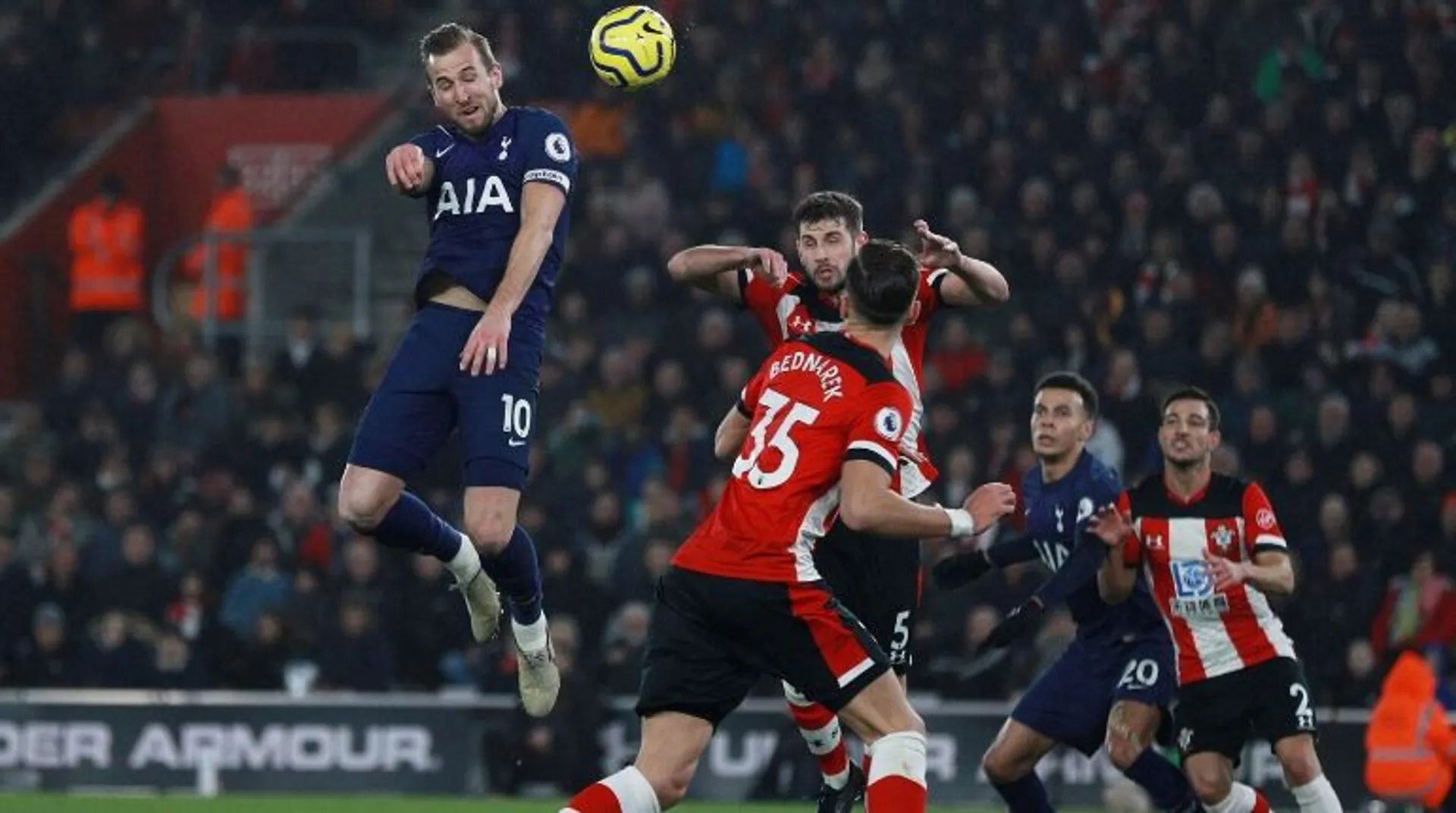 Premier League: Tottenham suffer Kane injury blow