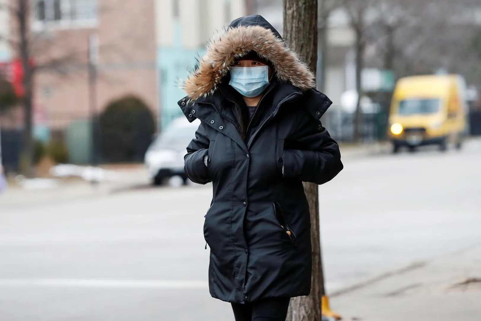 US crosses 20 million coronavirus cases on new year