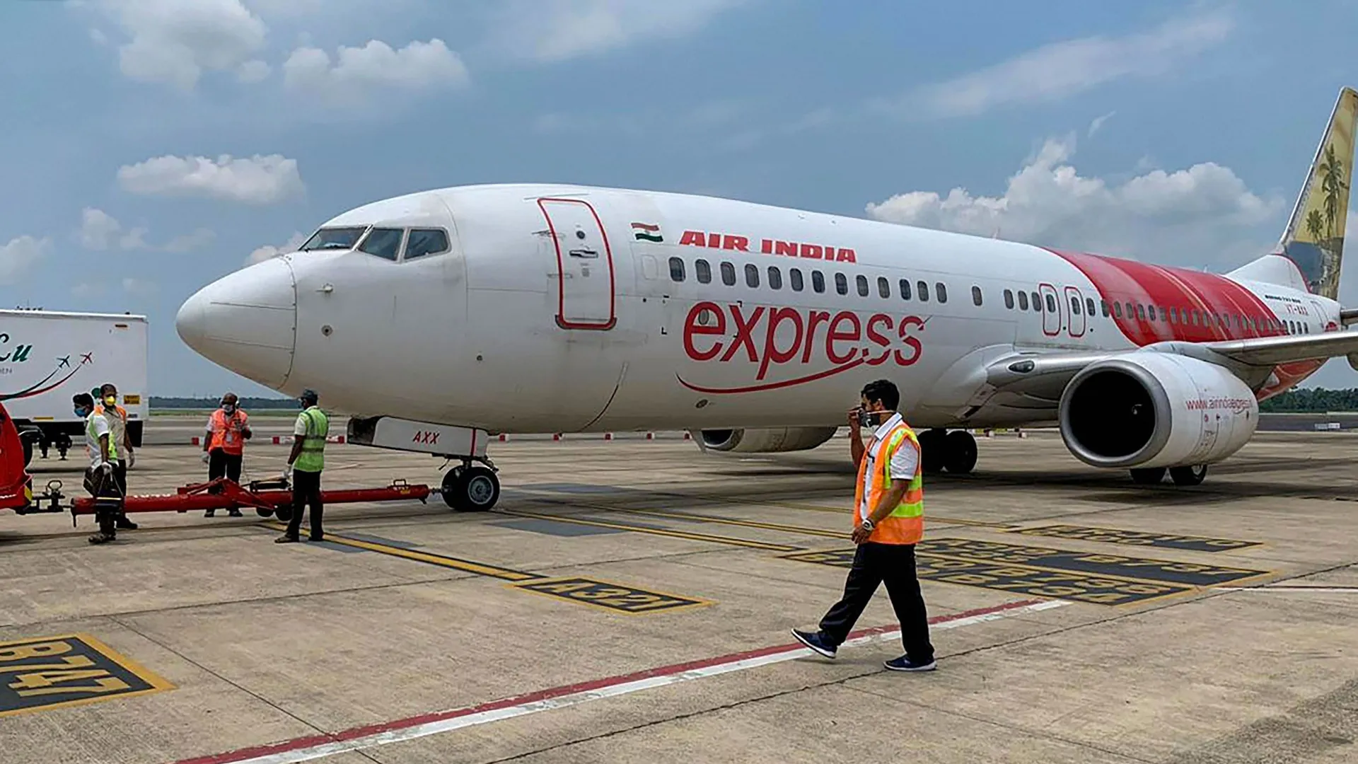 Domestic flight operations continue to soar: Hardeep Singh Puri