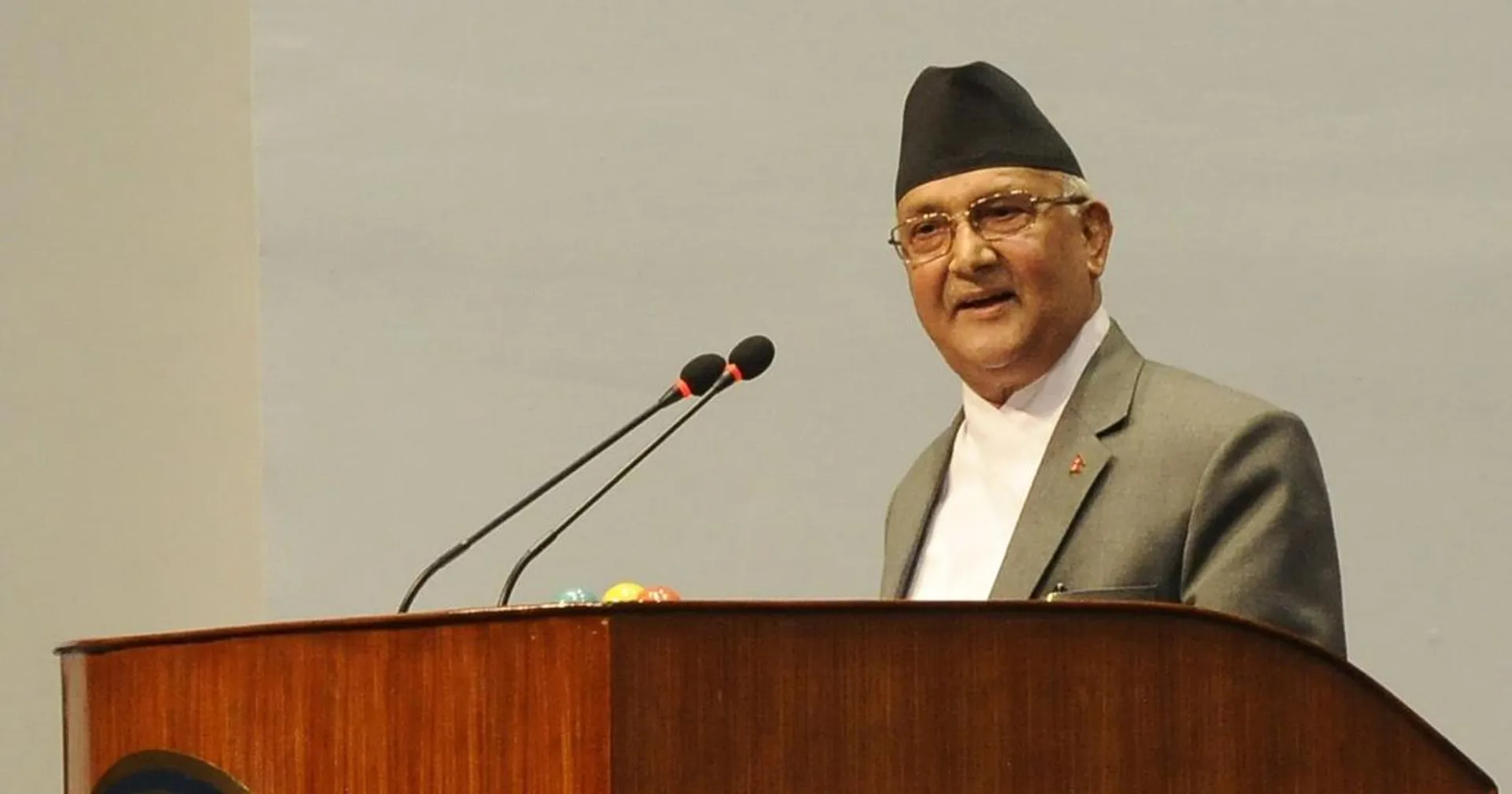 Nepalese PM K.P Sharma Oli battles to save his govt | Nepal Top News | Prachanda