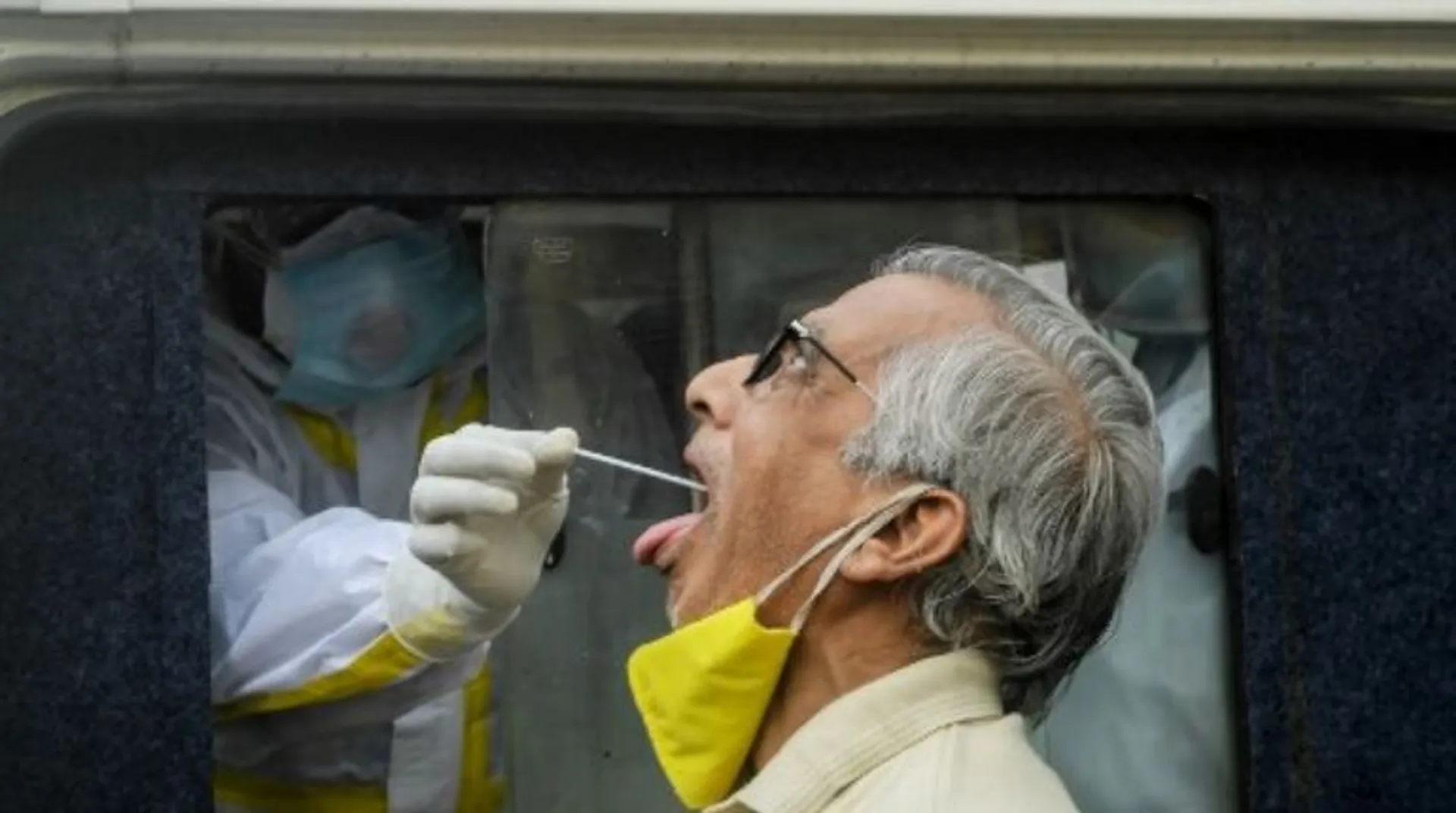 Covid's Omicron variant: Four new cases identified in Indiaâs capital