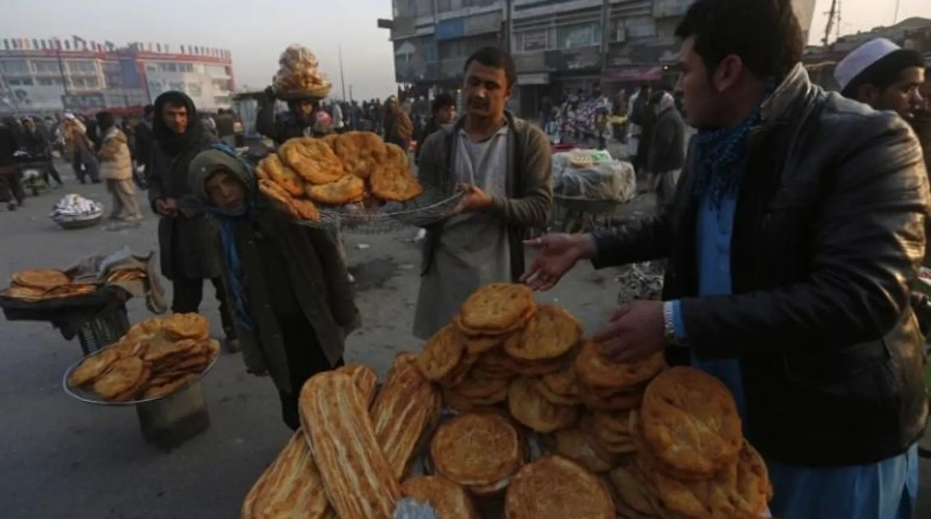 Nearly 130 displaced families receive aid amid rising poverty in Afghanistan
