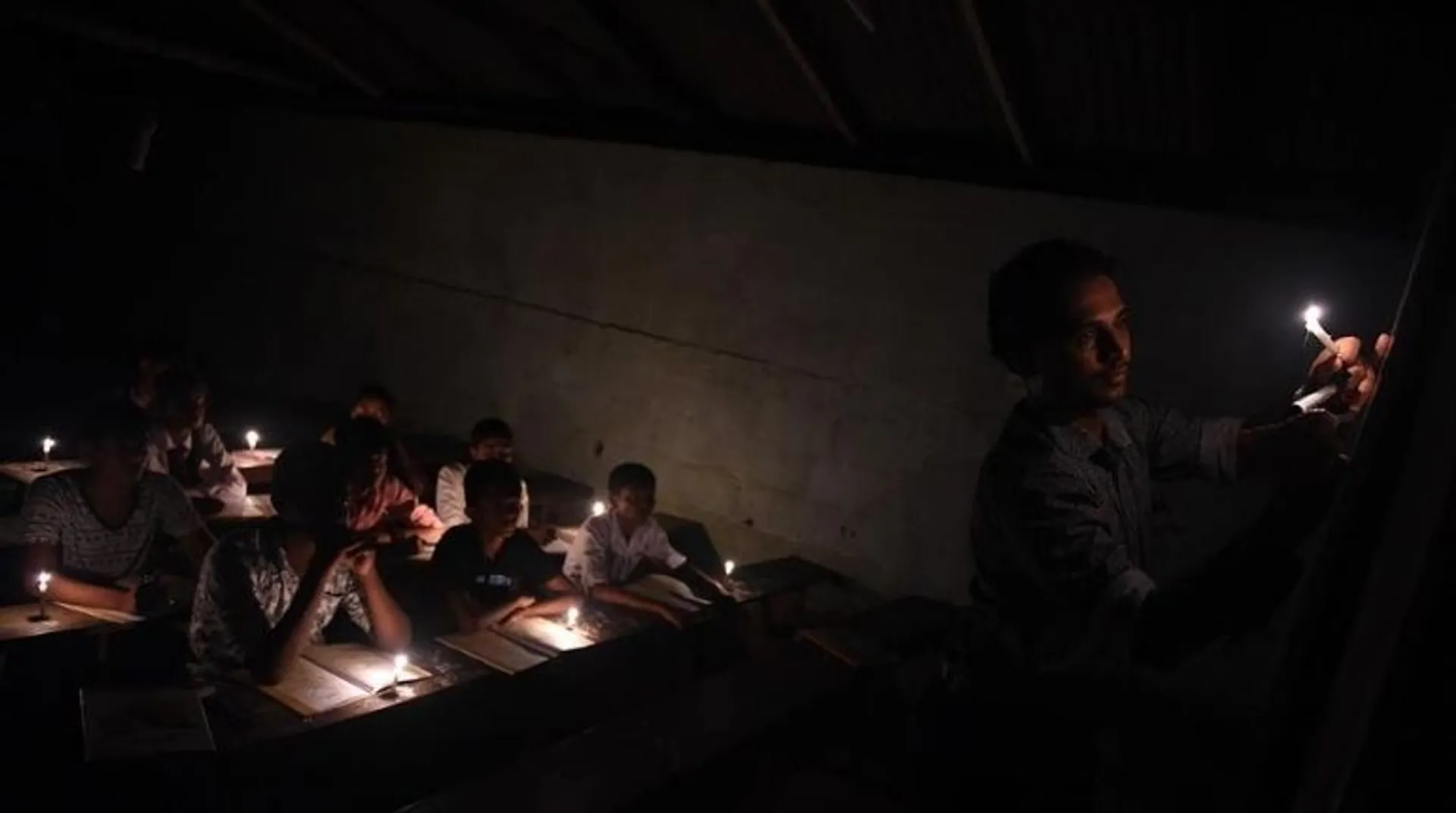 In dark? Sri Lanka faces nationwide power outage as govt looks to probe recent cuts