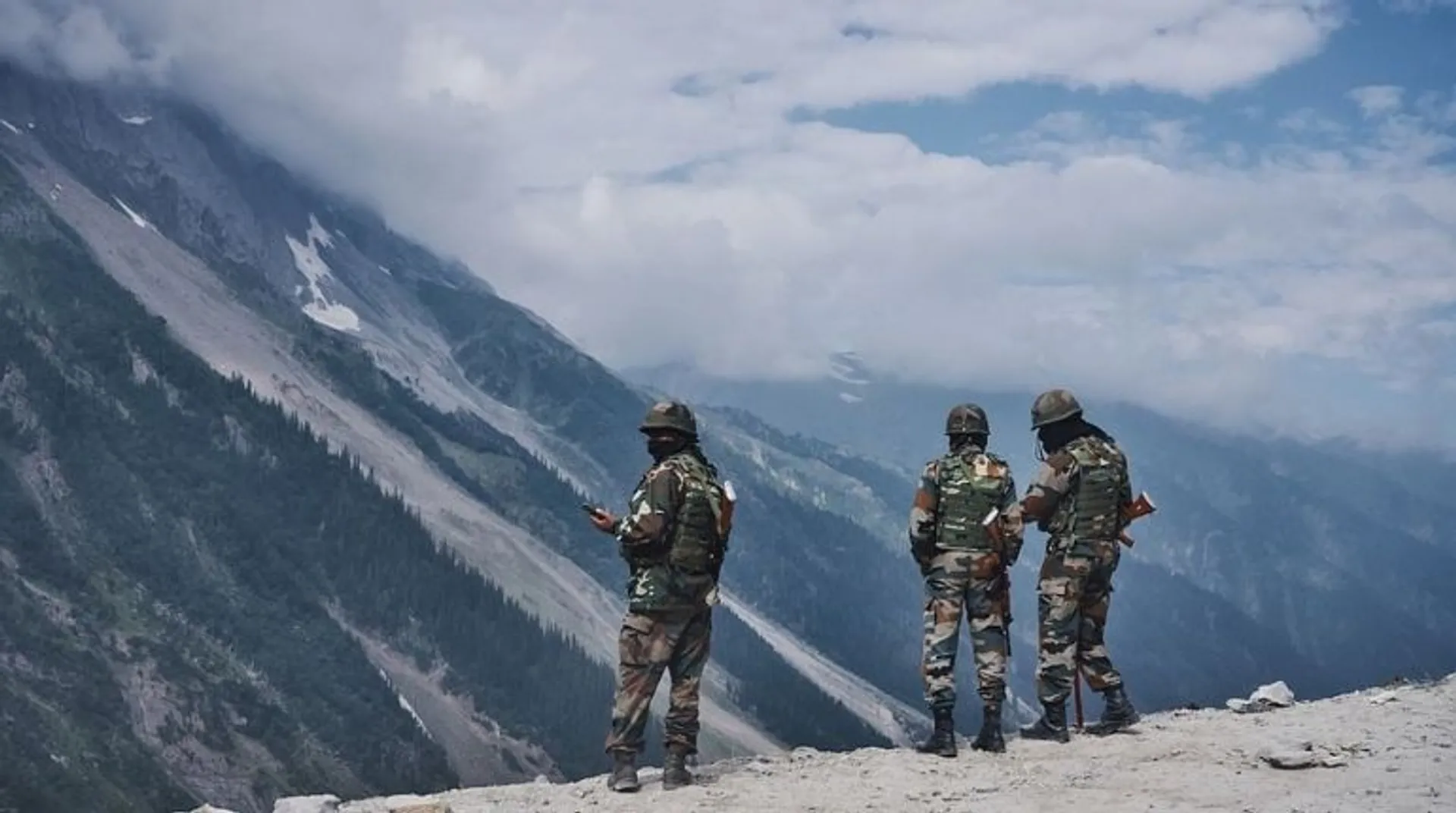 Indian Army commanders review situation along LAC with China