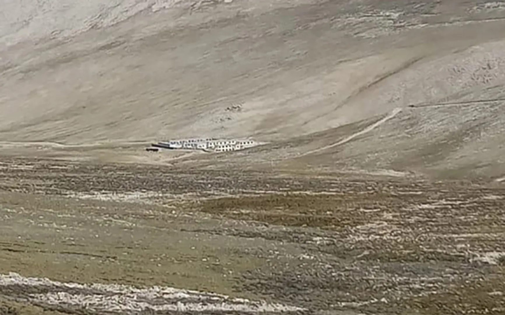 Nepal: Pillar number 11 found buried under snow and rubble
