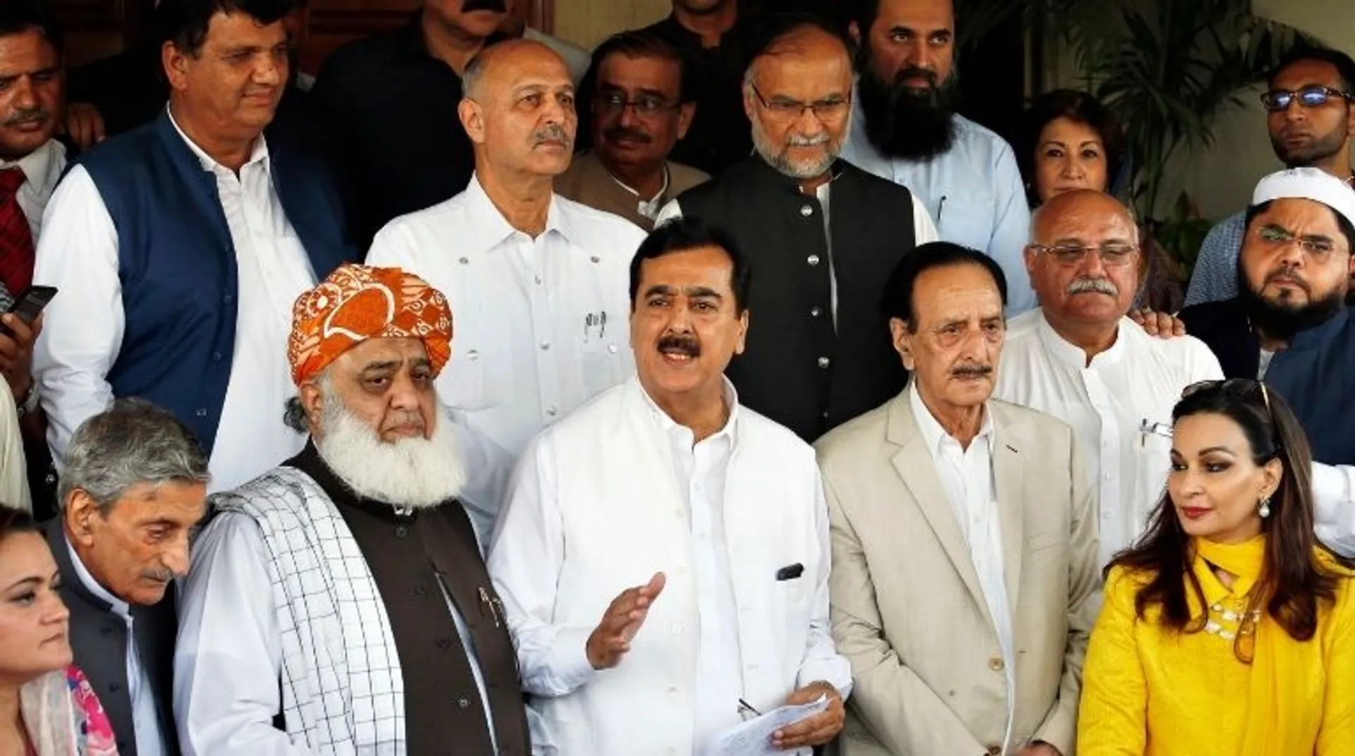Pak opposition walks out of Senate over 'inadequate' response on CPEC queries