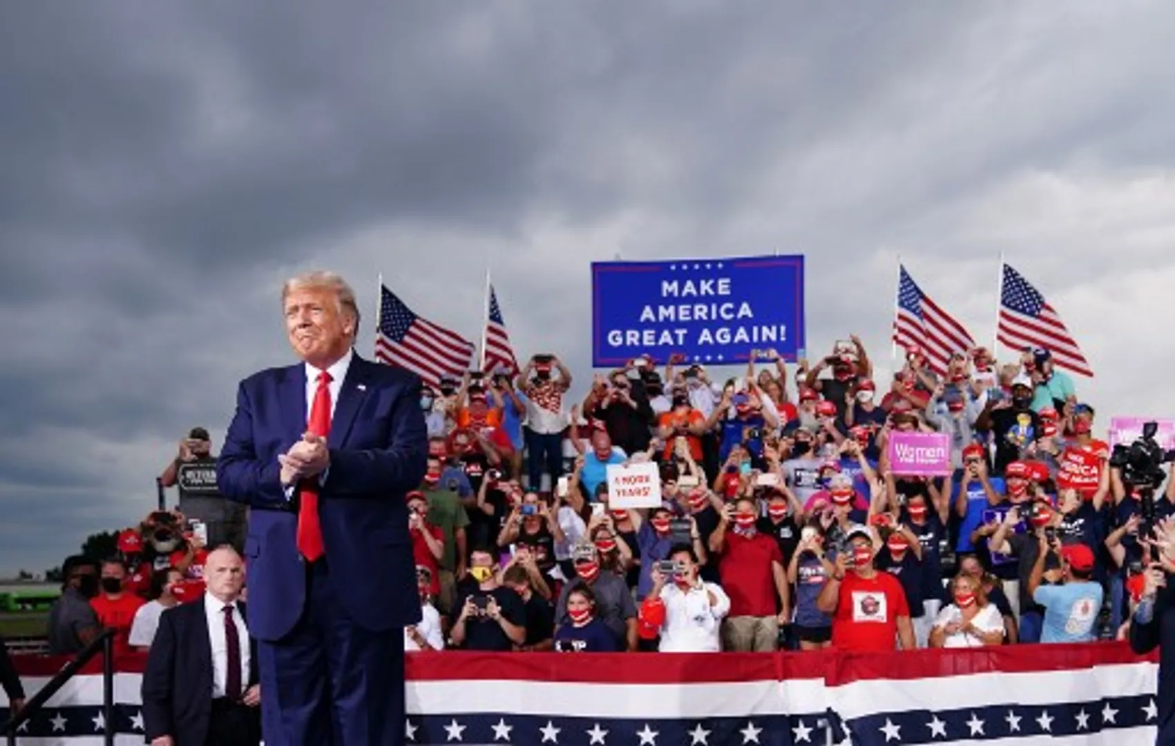 Trump ready to go on campaign rally as soon as he gets 'okay' from his doctor: White House