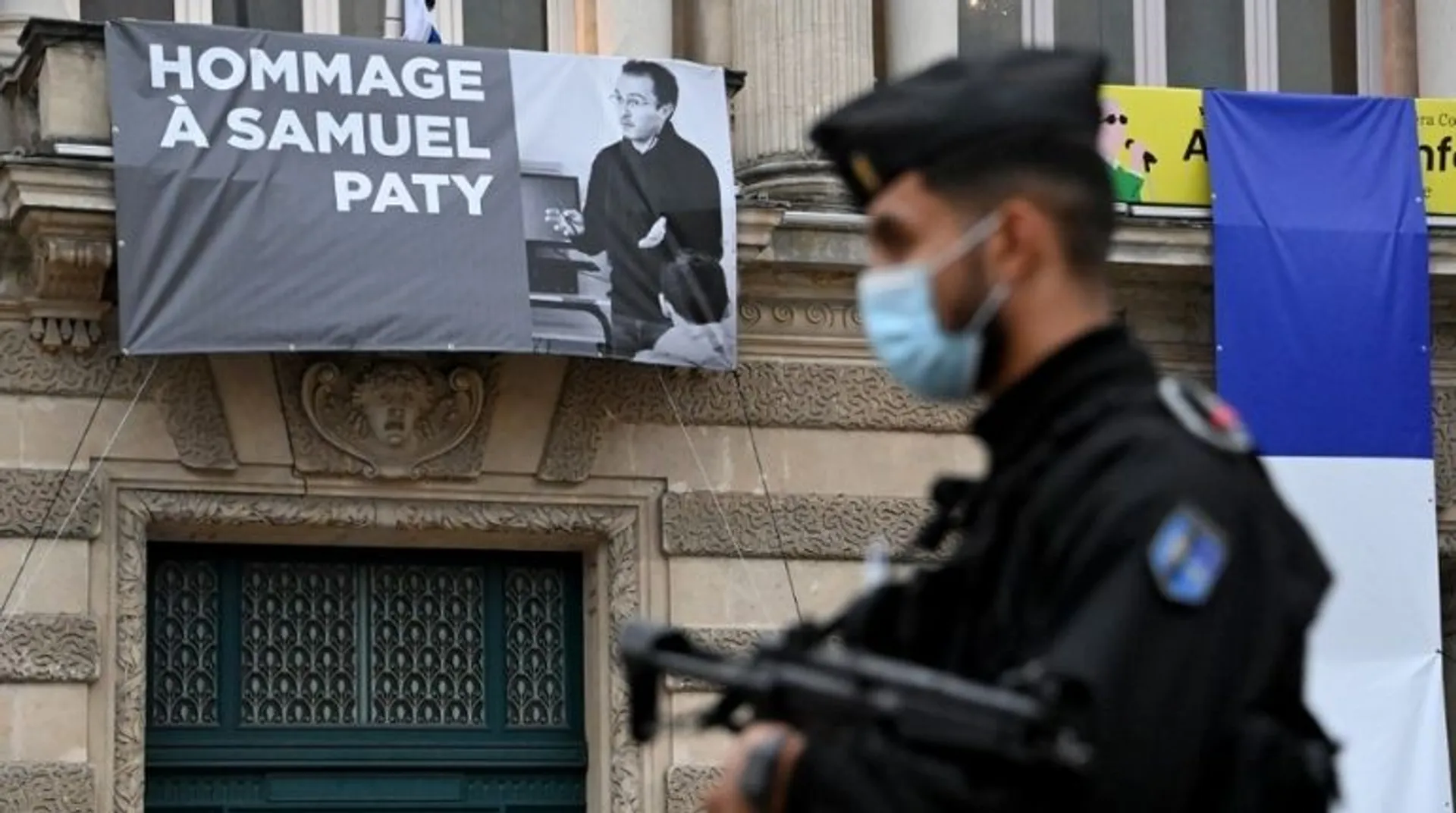 Wonât forget âsilenceâ of some states, says France after teacherâs beheading