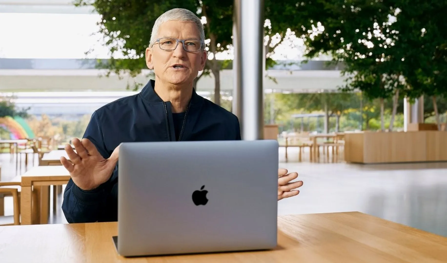 To avert regulatory actions, Appleâs CEO inked $275 billion deal with Chinese officials, says report