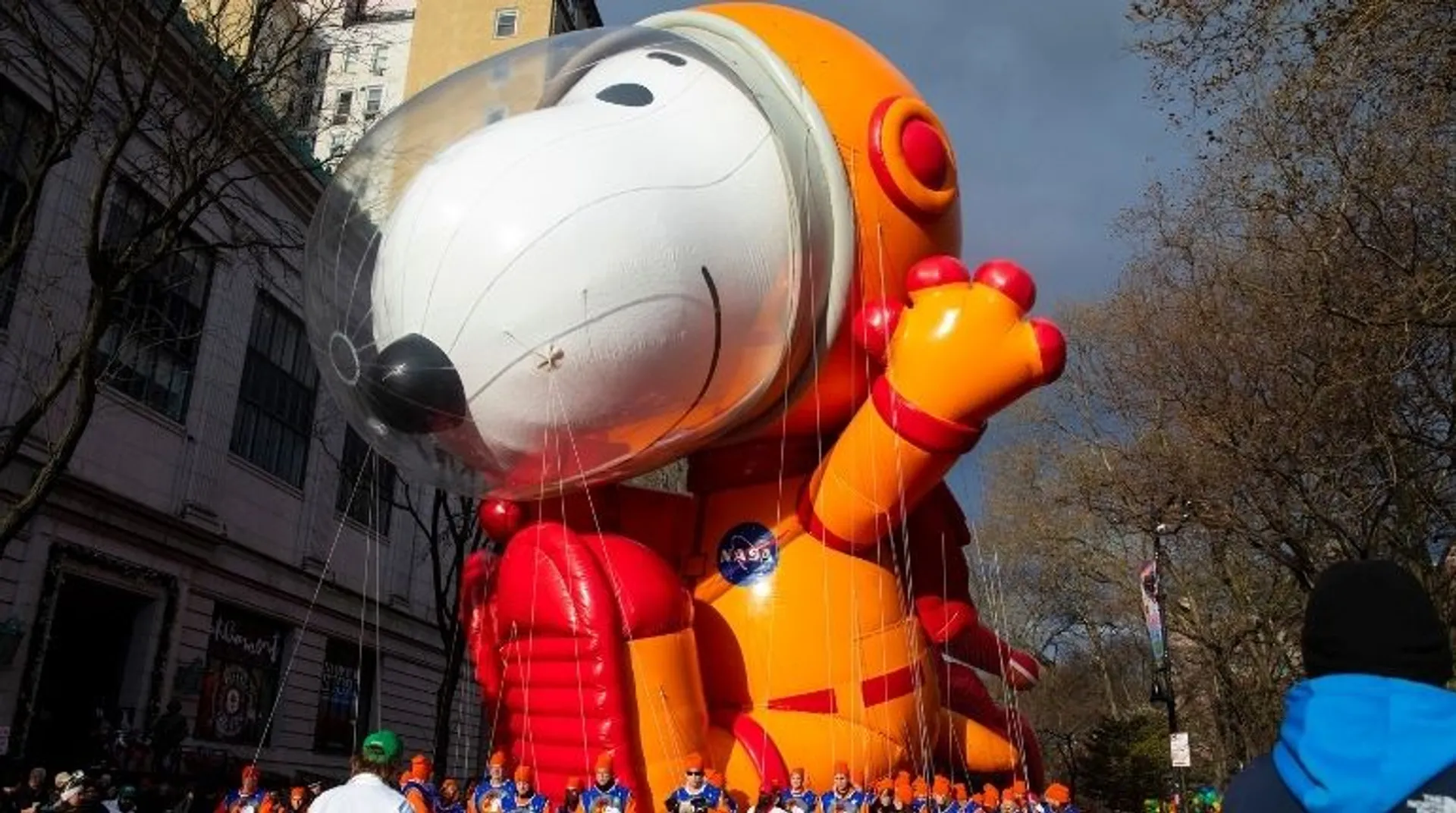 Macyâs Thanksgiving Day parade revives Broadway for a day