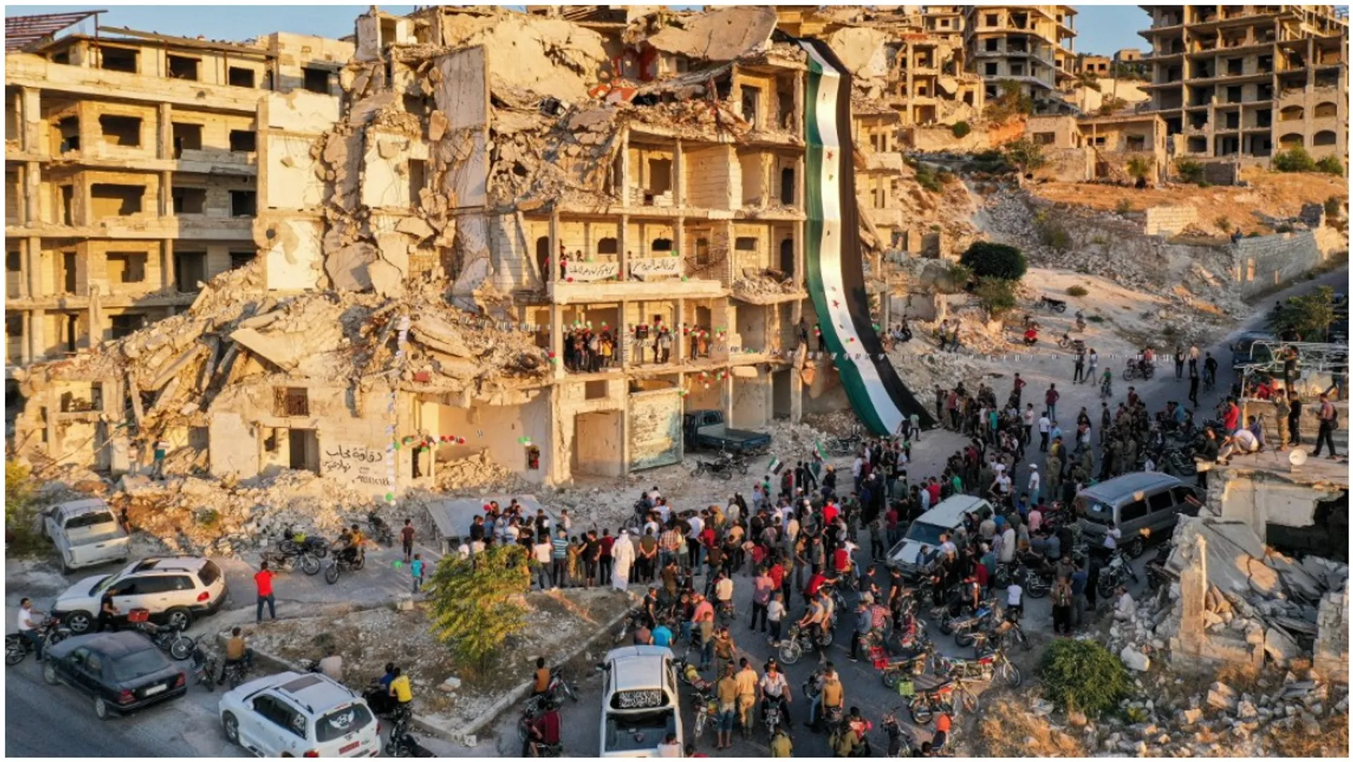 Syrian war has killed nearly half a million people since 2011, new tally finds