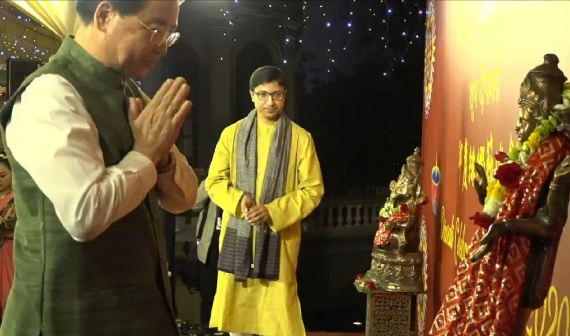 Taiwan government celebrates Diwali; foreign minister shares stage with Indian representative