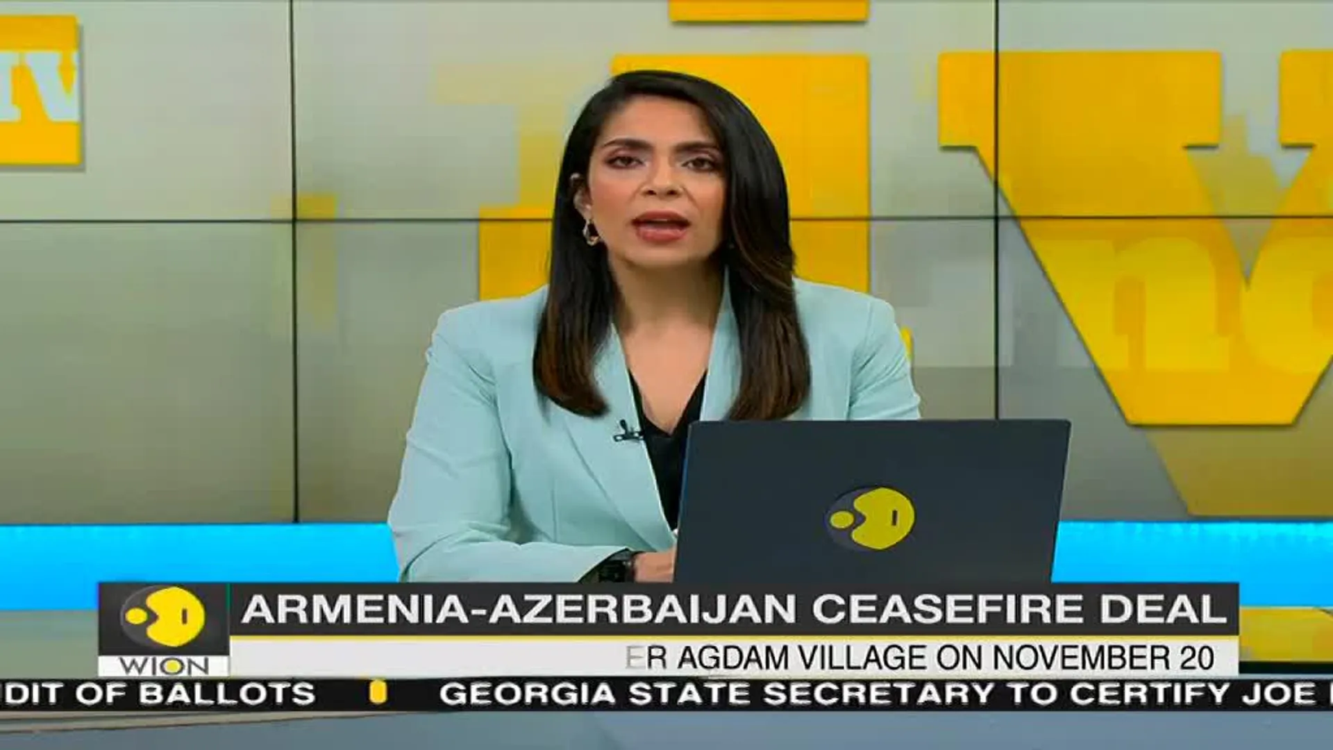 Armenians return to Nagorno-Karabakh's main city after ceasefire with Azerbaijan