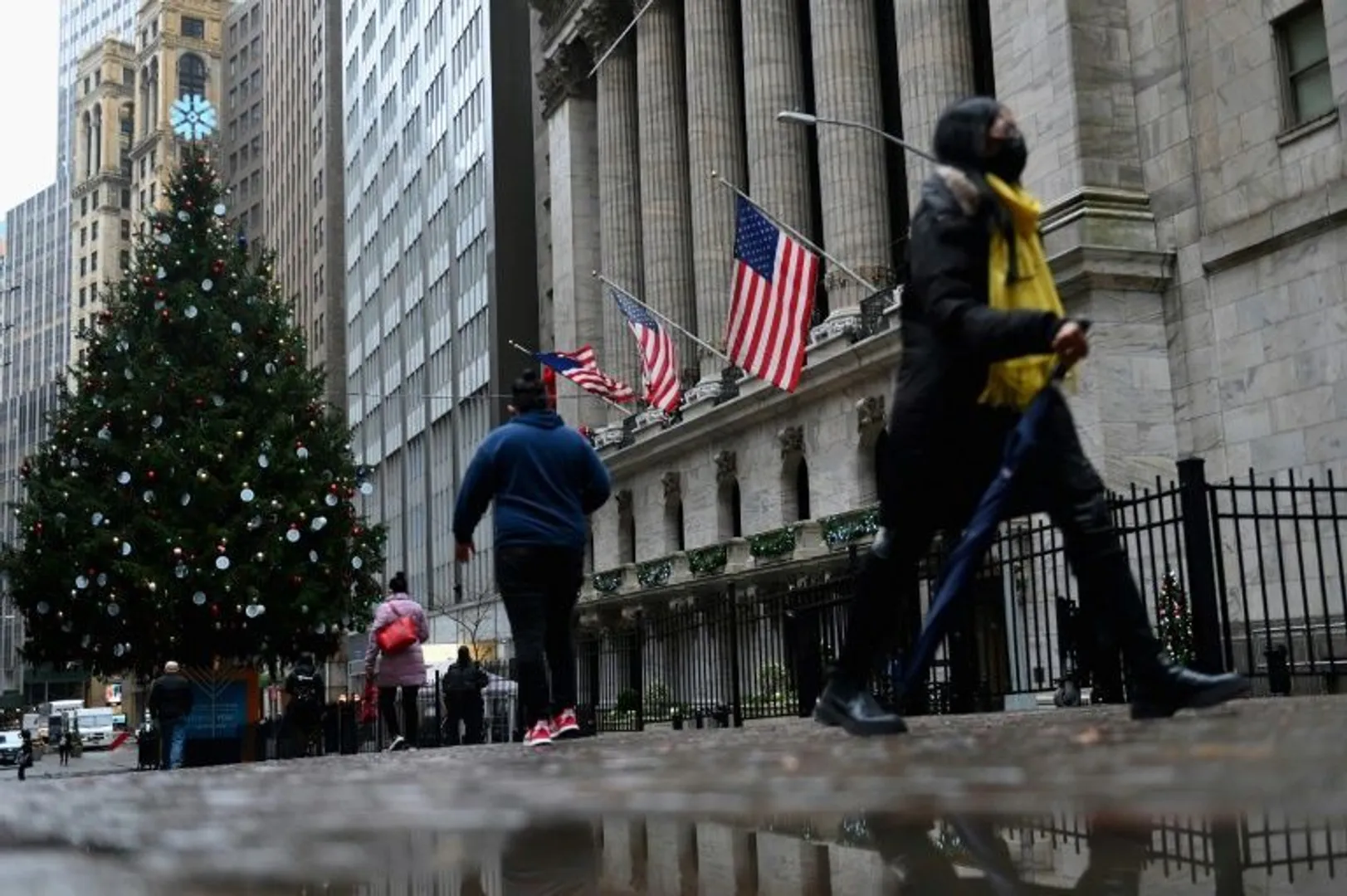 Chinese firms may lose access to US stock markets, courtesy new bill