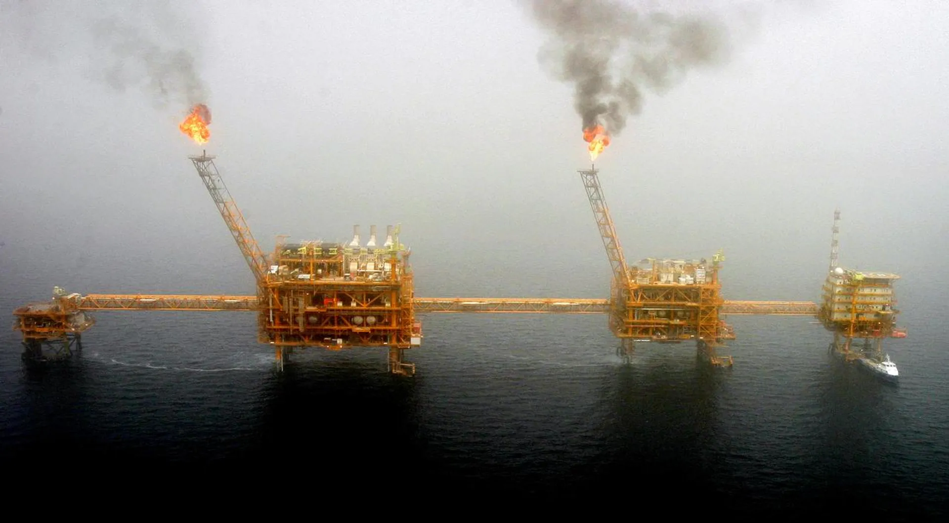 Iran wants to hike oil production next year