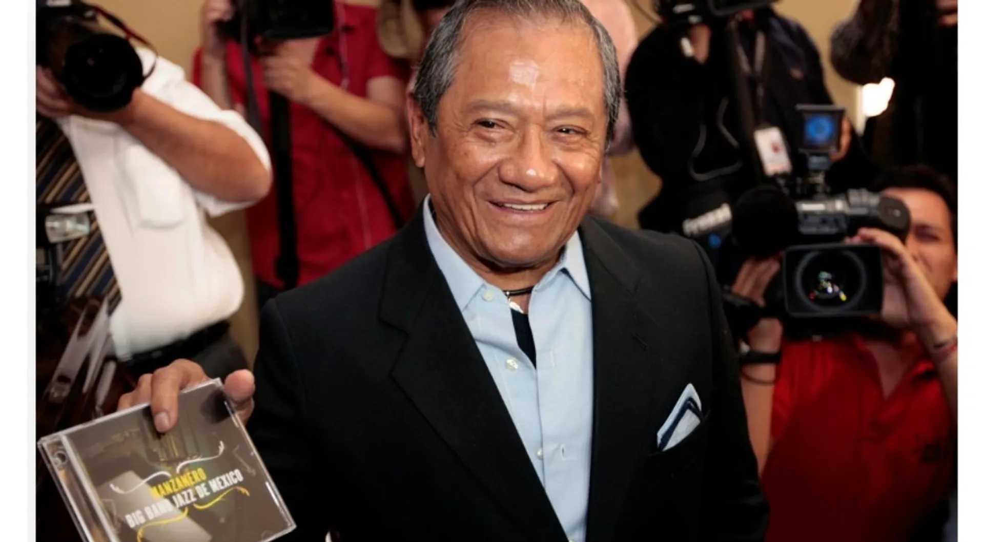 Mexican balladeer Armando Manzanero dies at 85
