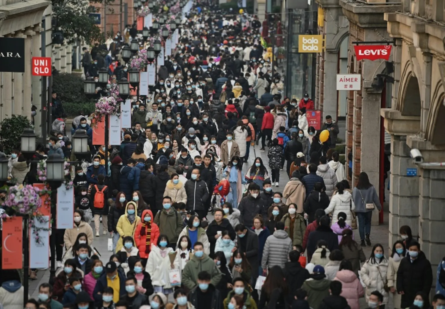 IMF lowers China growth forecast to 7.9% for 2021
