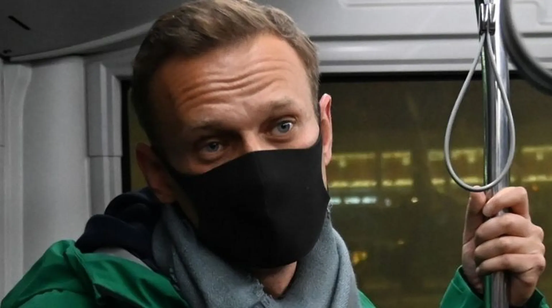 A life in opposition: Navalnyâs path from gadfly to heroic symbol