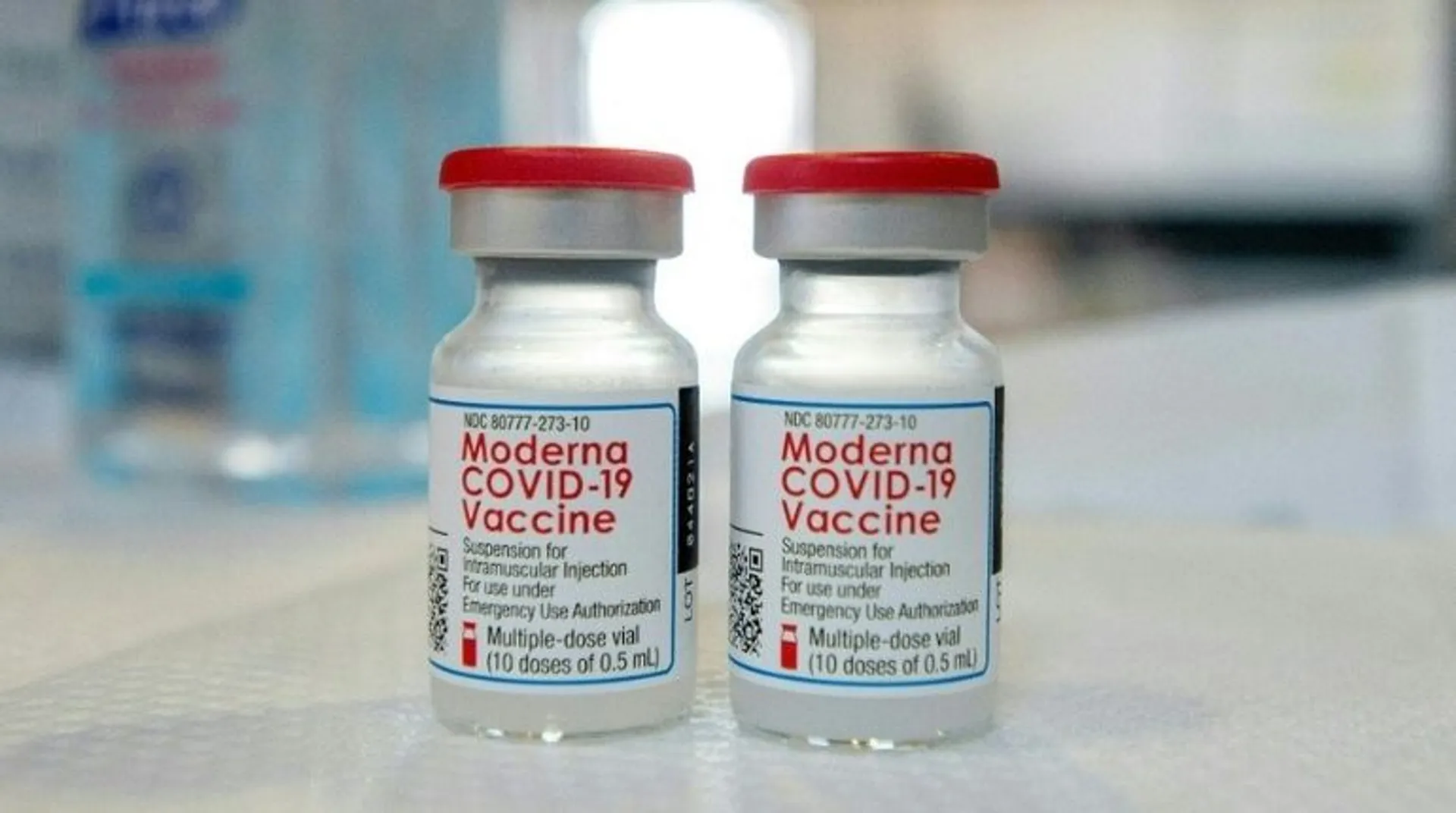 Moderna begins trial of Omicron-specific vaccine for adults