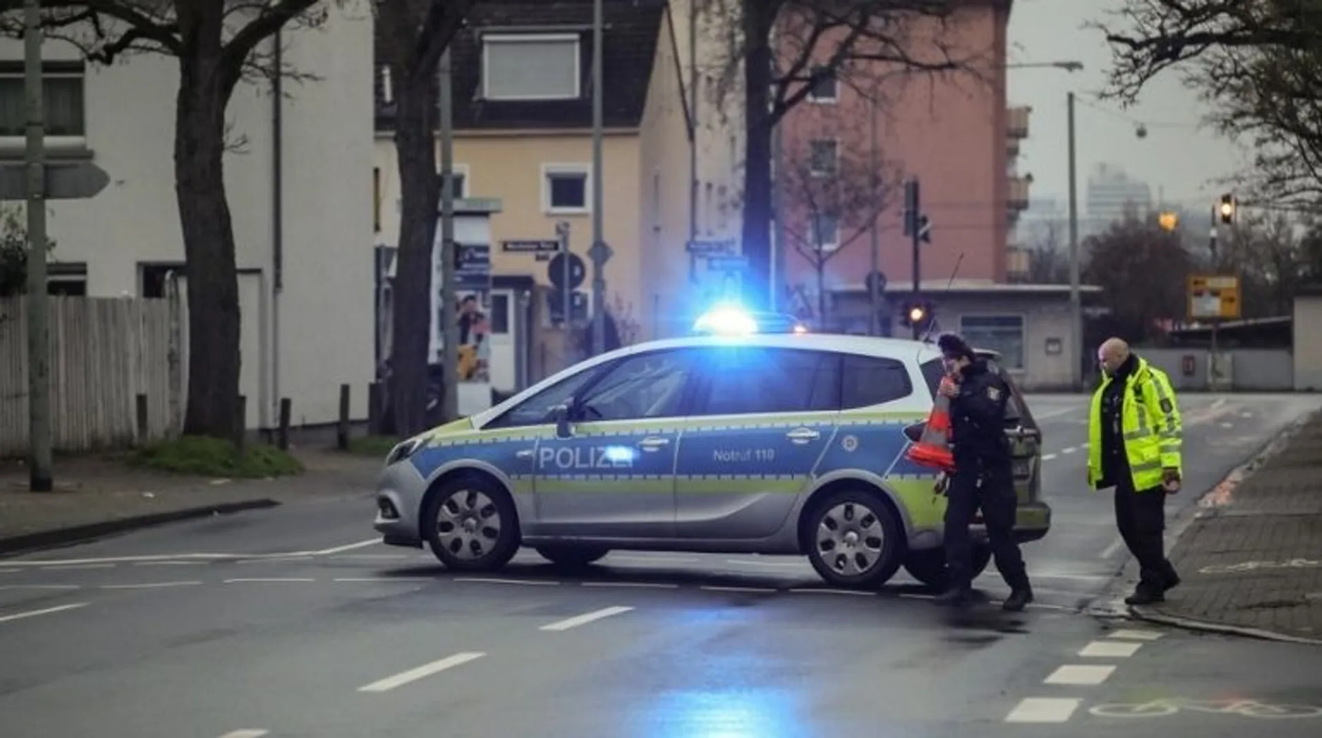 WWII bomb found in Frankfurt safely detonated