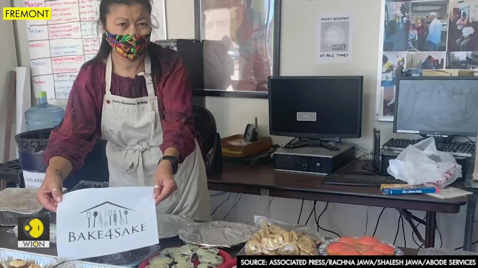 US teen baker sweetens lives of those in need