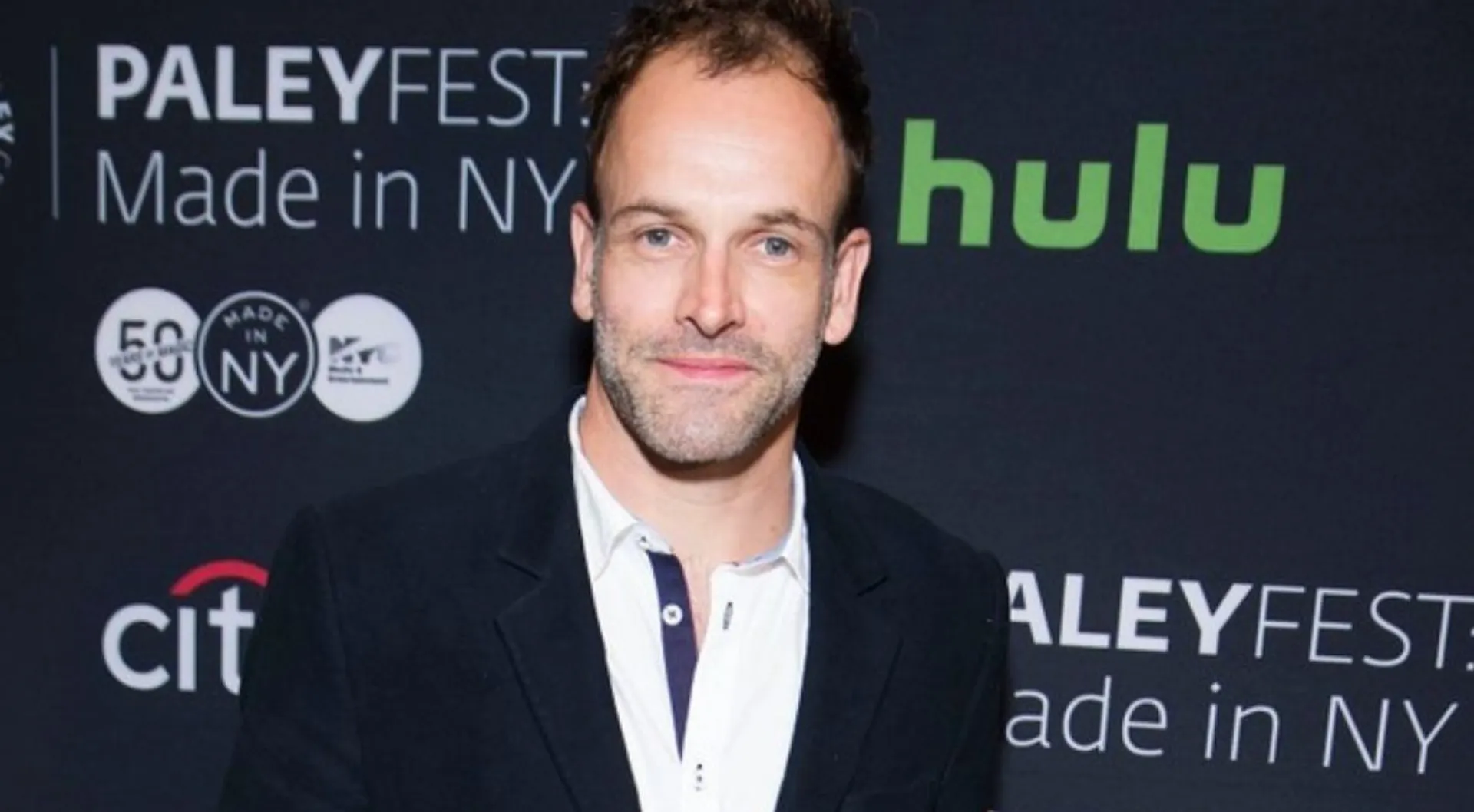 Netflix show âThe Crownâ casts Jonny Lee Miller as former UK PM John Major in season 5