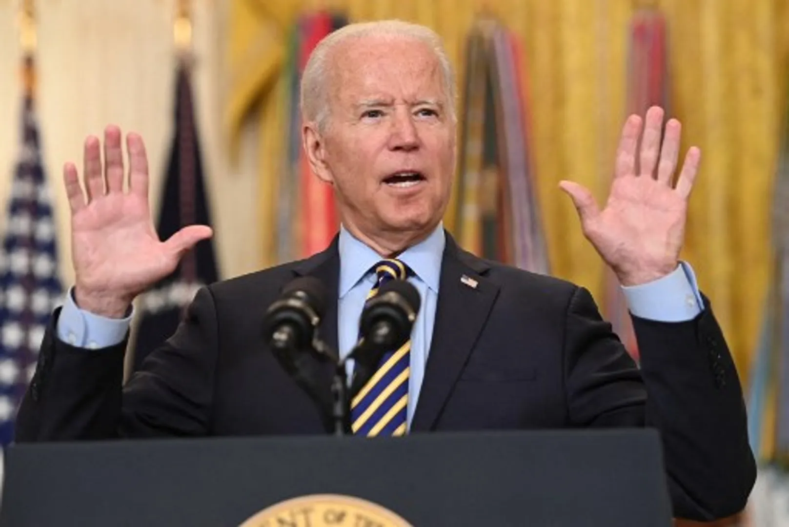 Top 10 world news: US kills two ISIS targets, France to stay in Iraq, and more