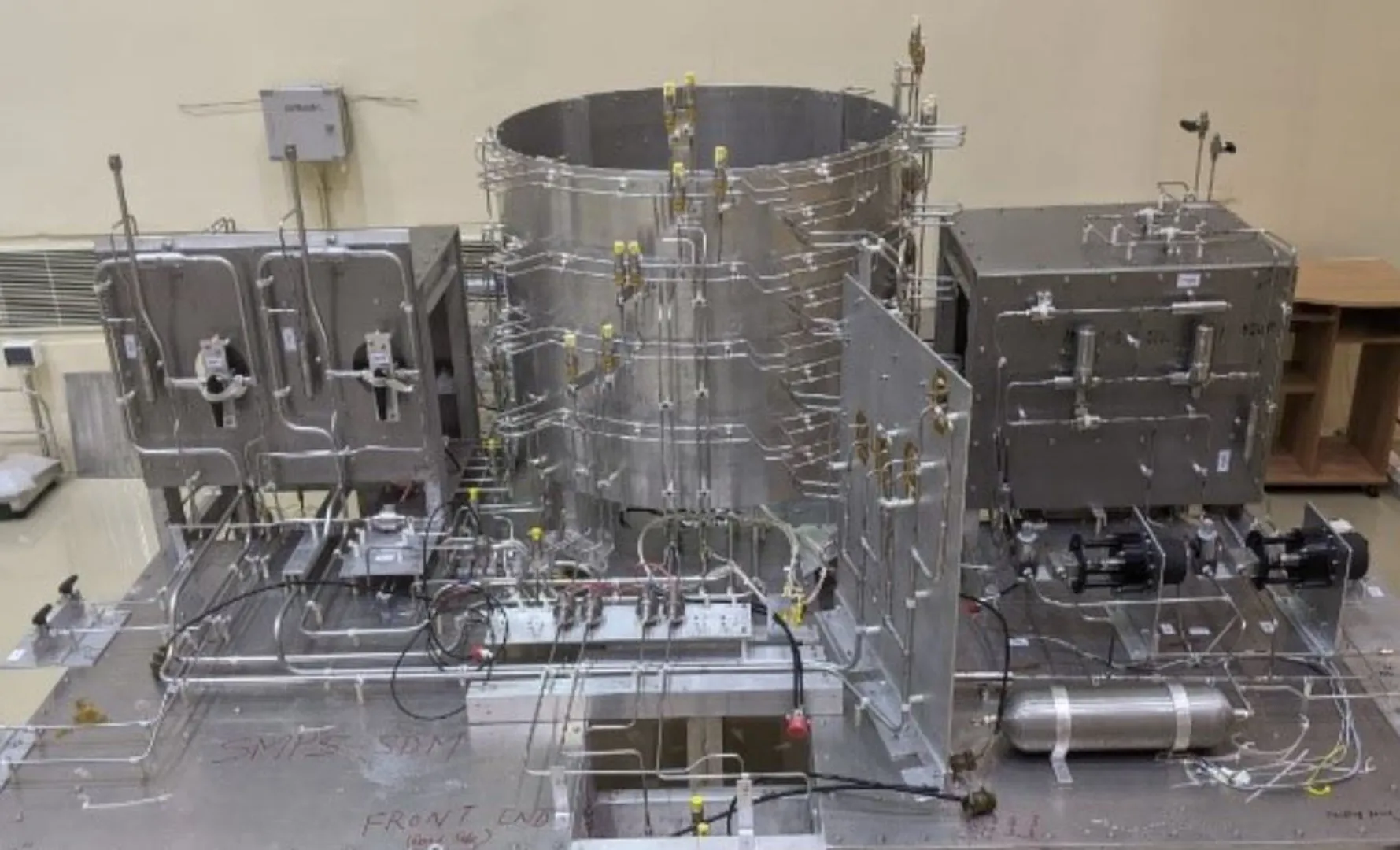 ISRO successfully tests a system that will propel Indiaâs human-carrying spacecraft