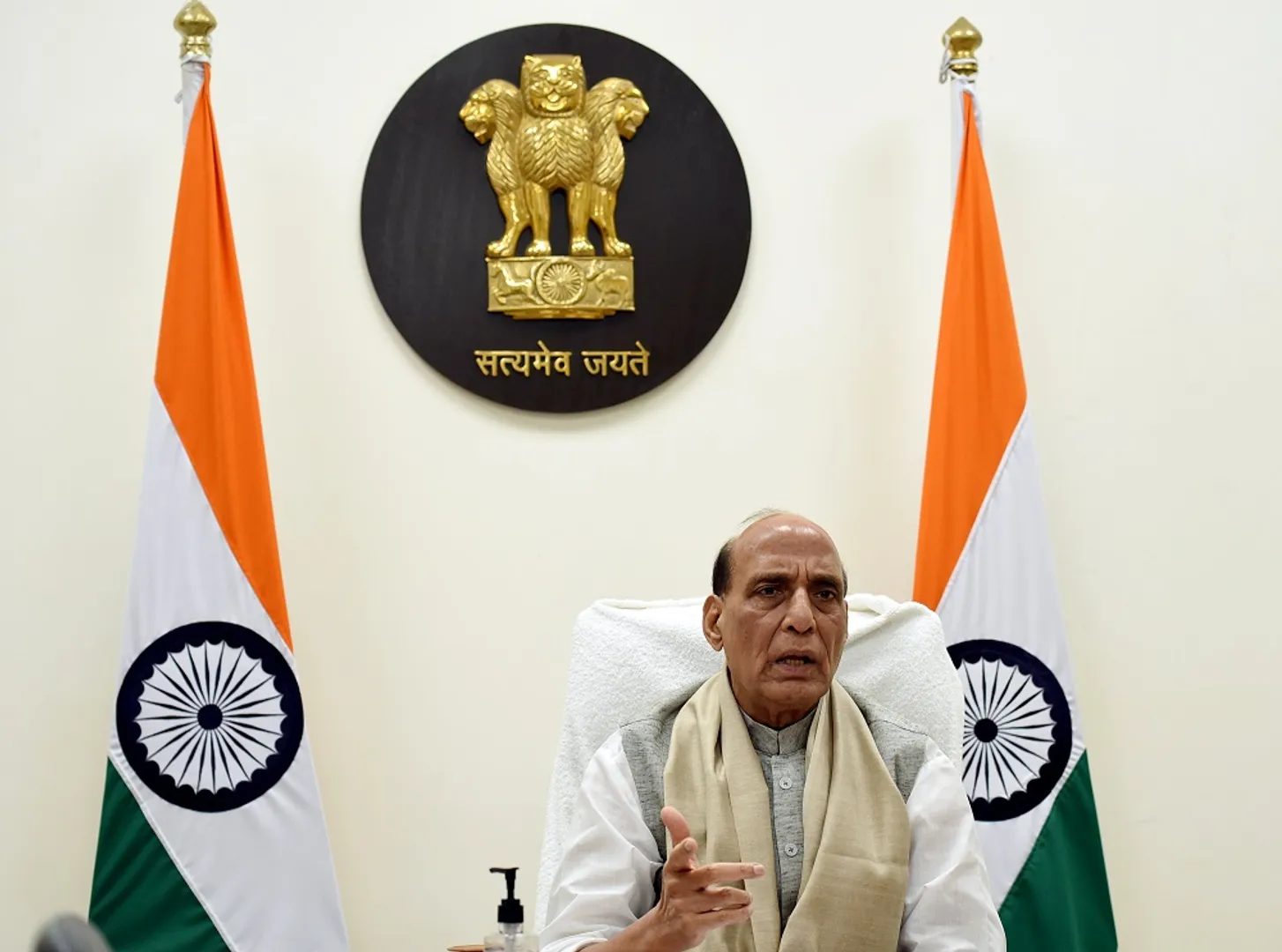 India wants solution to border dispute with China through dialogue, won't allow unilateral action: Defence Minister