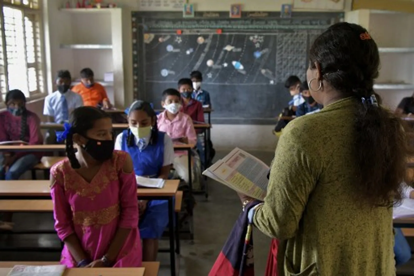 Delhi schools to mark unvaccinated teachers on 'leave' after October 15
