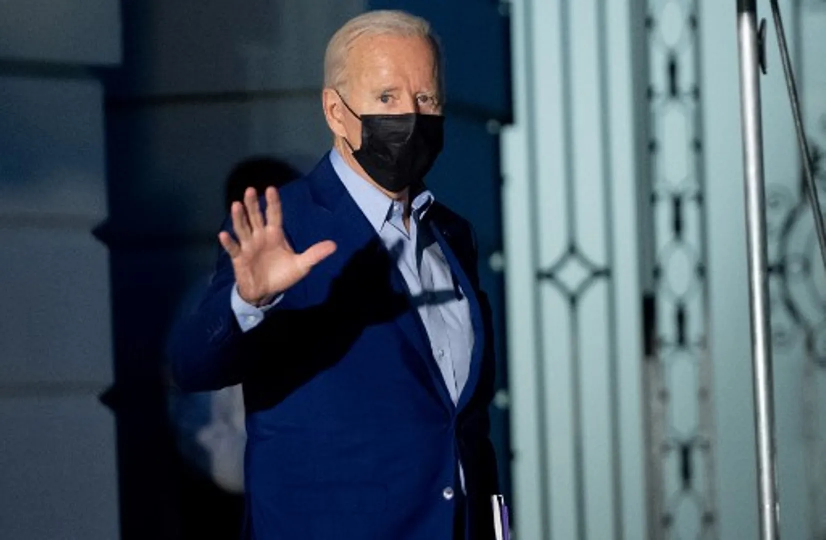 Hundreds of scientists ask Biden to cut the US nuclear arsenal