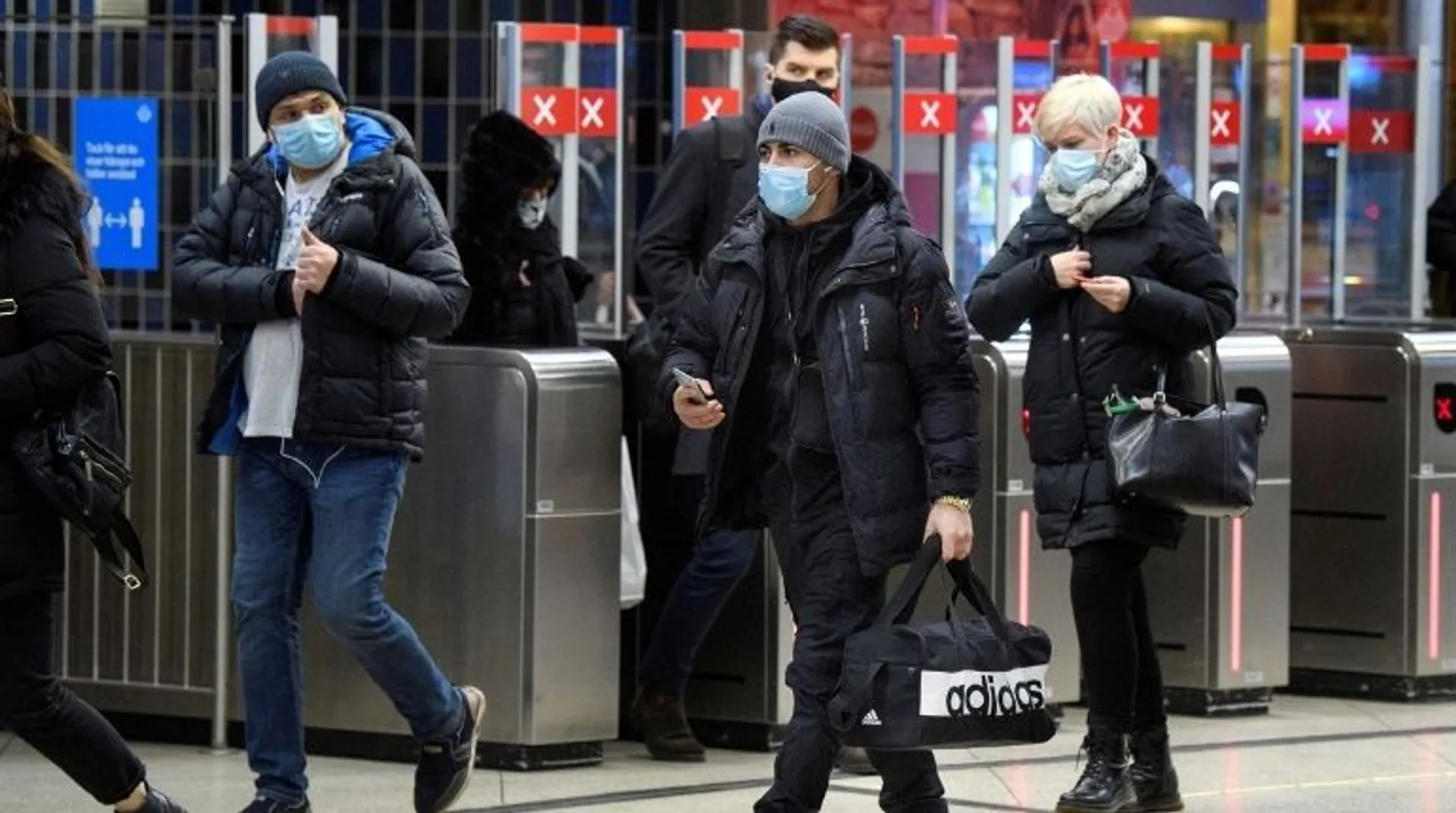 Omicron spreading at an unprecedented rate, warns World Health Organization