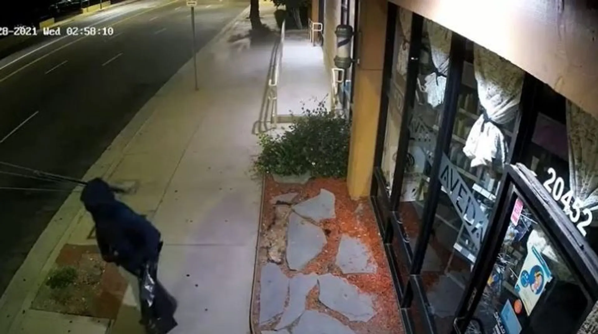 Watch: 'Two OâClock Rock' burglar wanted in US for robbing over 60 businesses