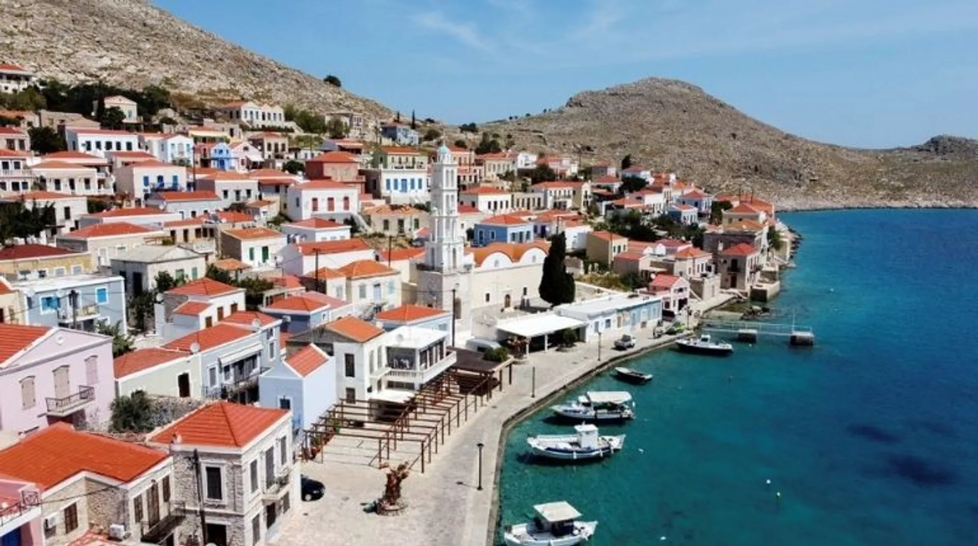Greece's southern islands witness two strong tremors
