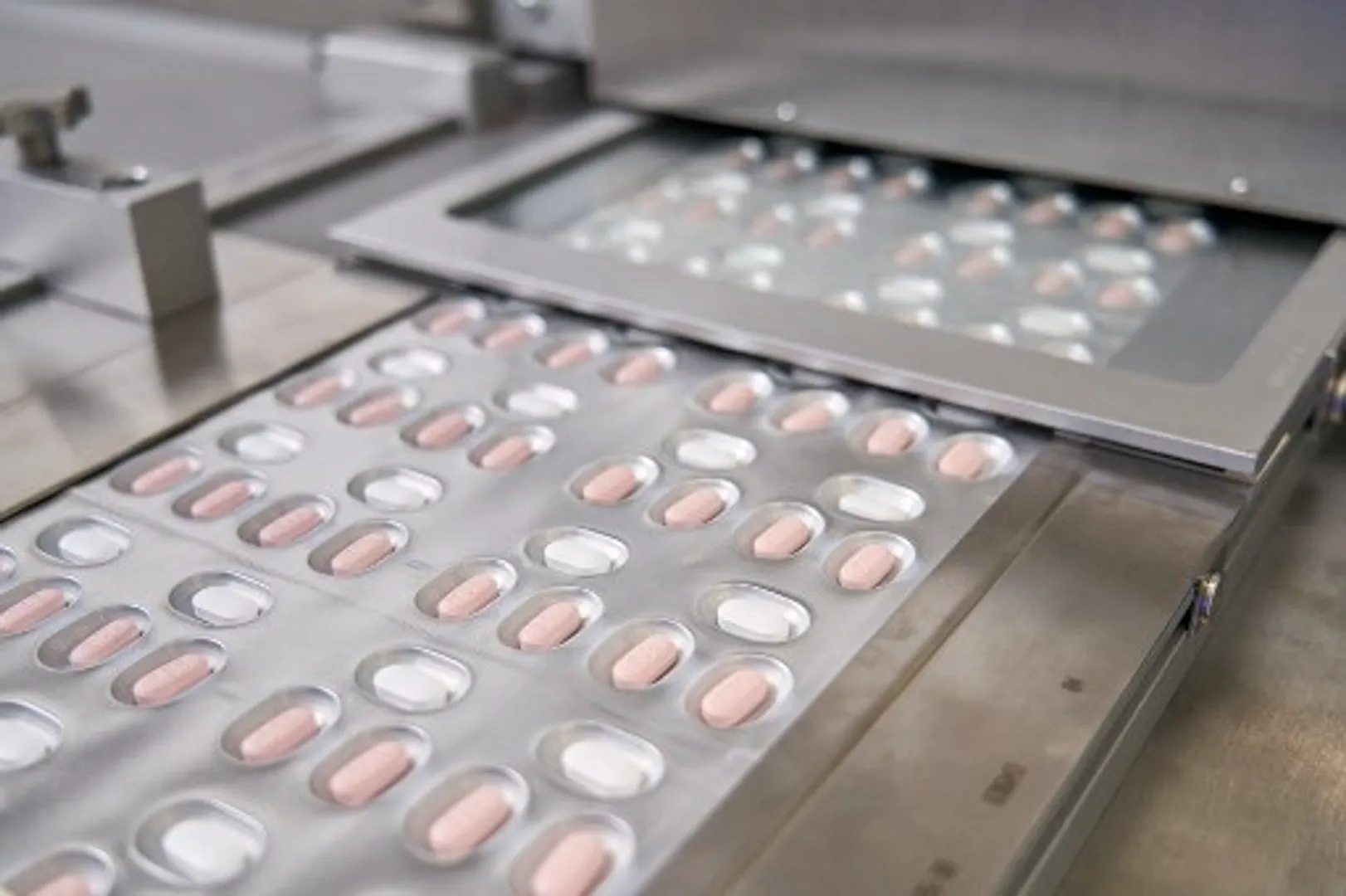 Pfizer's pill against Covid can be dangerous when taken with other medications