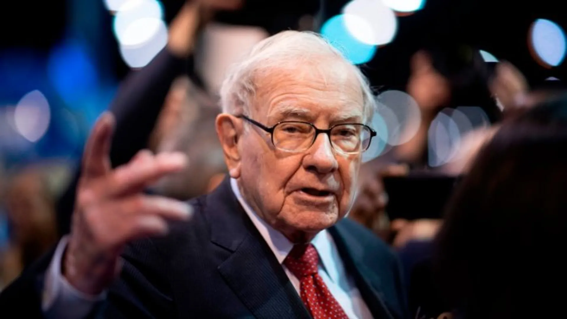 Warren Buffett's Berkshire Hathaway increases stake in SiriusXM to 32%
