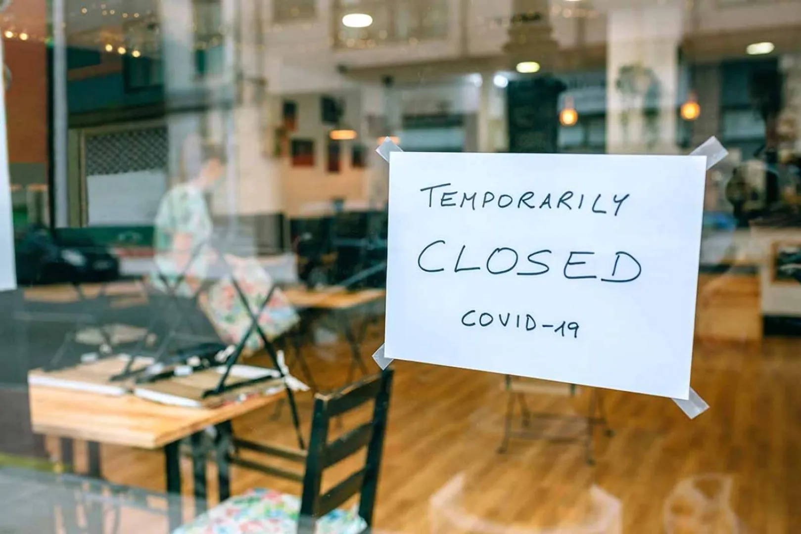 Omicron causing crippling staff shortages in UK & US