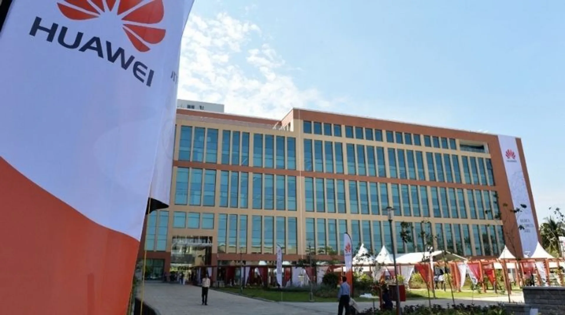 Chinese telecom giant Huawei reportedly helping Russia to stabilise internet network