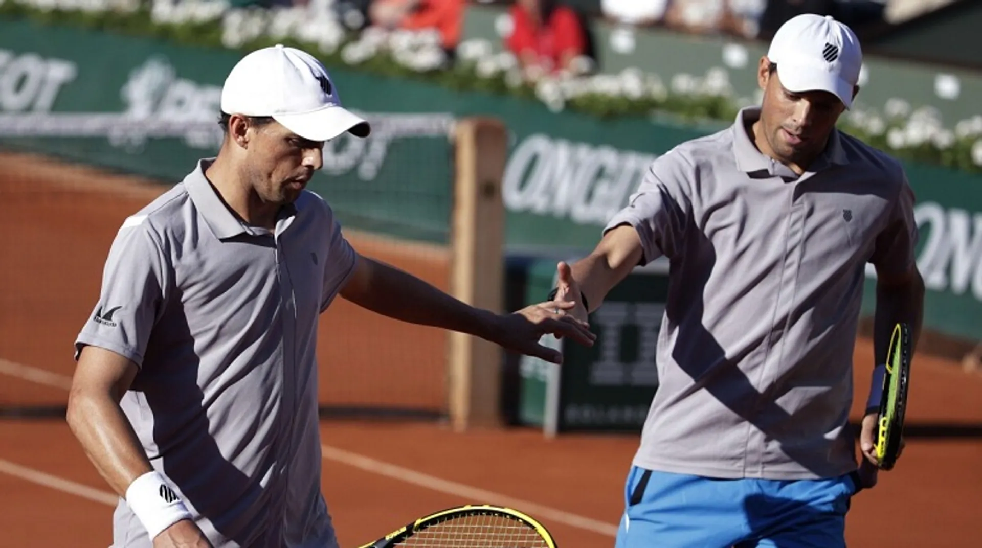Bryan brothers to raise funds to support Elina Svitolina's humanitarian drive for Ukraine refugees