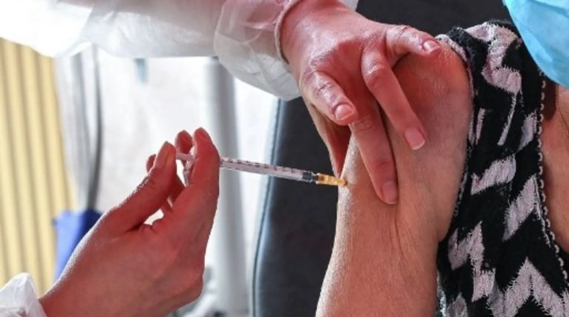 Fourth Covid shot provides little benefit against Omicron infection: Study