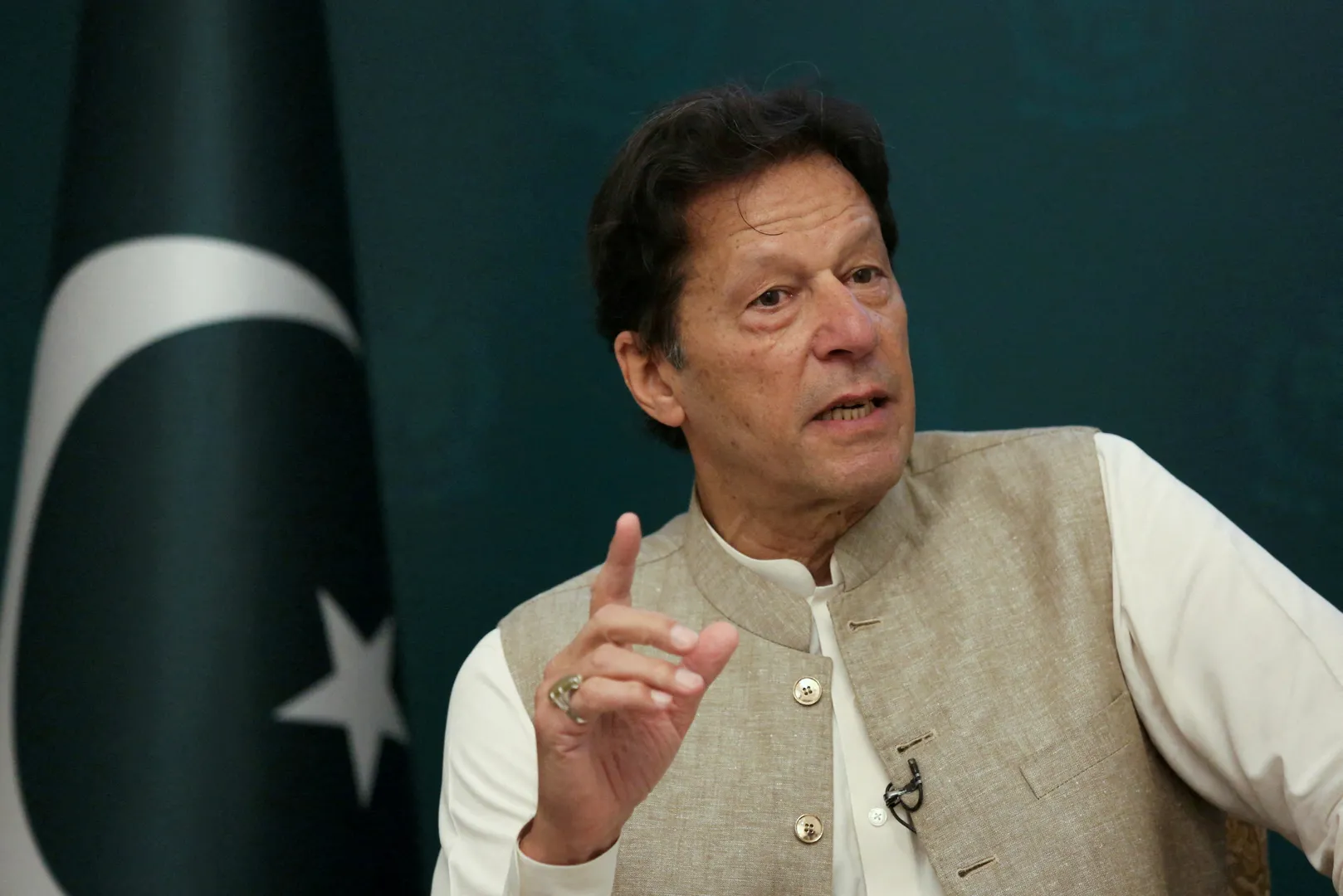 No-confidence resolution against PM Imran Khan tabled in Pak Parliament