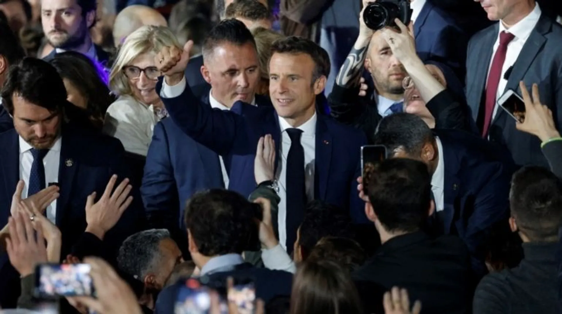 World leaders send their 'warmest congratulations' to Emmanuel Macron. Check out the wishes!