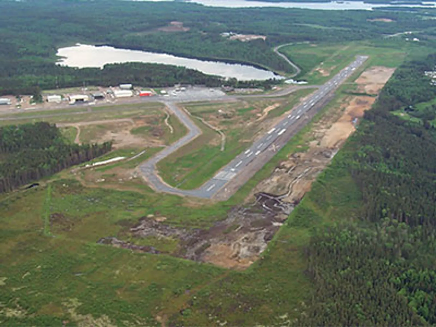 Among four killed in Canada's plane crash, two were found to be international hitmen